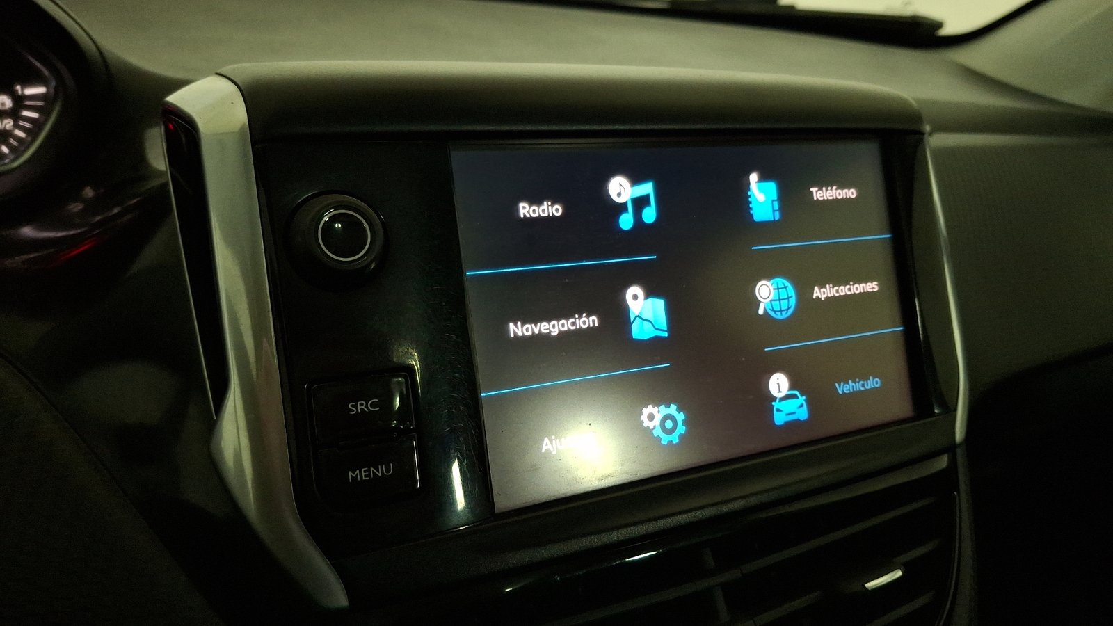 Peugeot 2008 2018 - Imagen 10 de 17