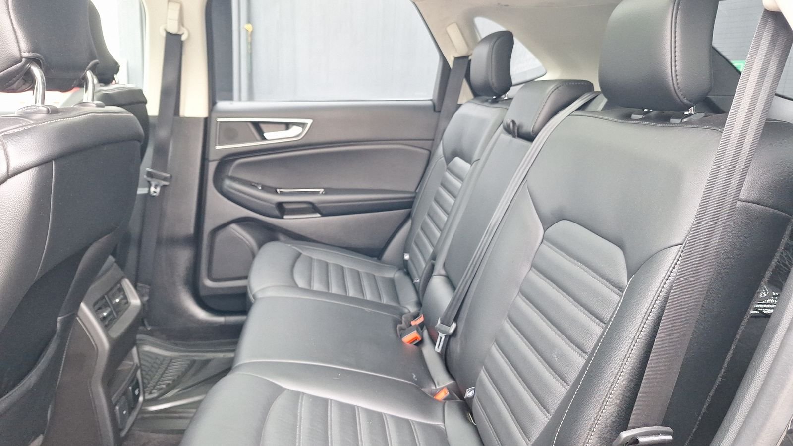 Ford Edge 2018 - Imagen 14 de 16