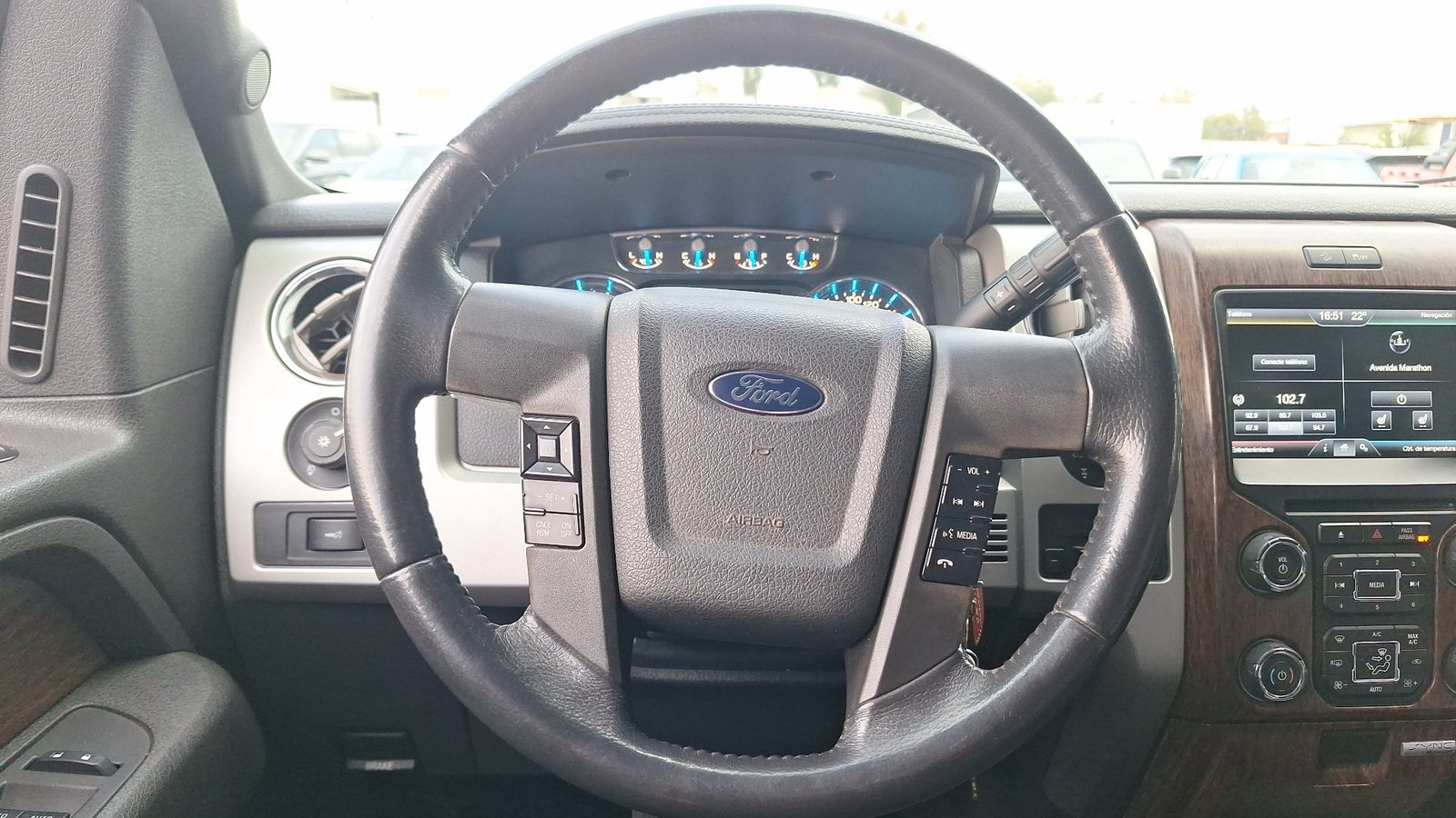 Ford F-150 2014 - Imagen 8 de 15