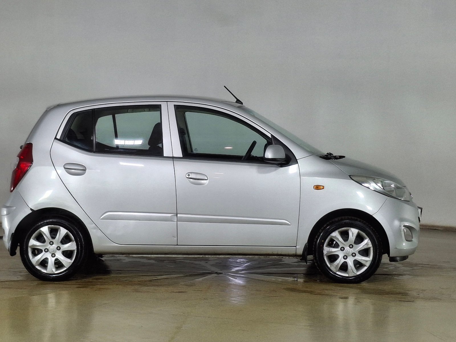 Hyundai I10 2012 - Foto 4 de 15