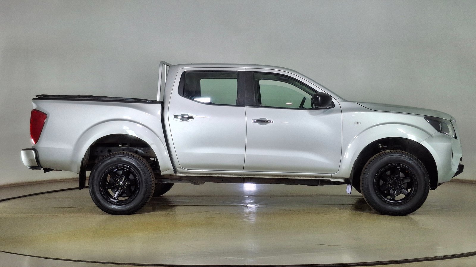 Nissan Navara 2023 - Foto 4 de 16