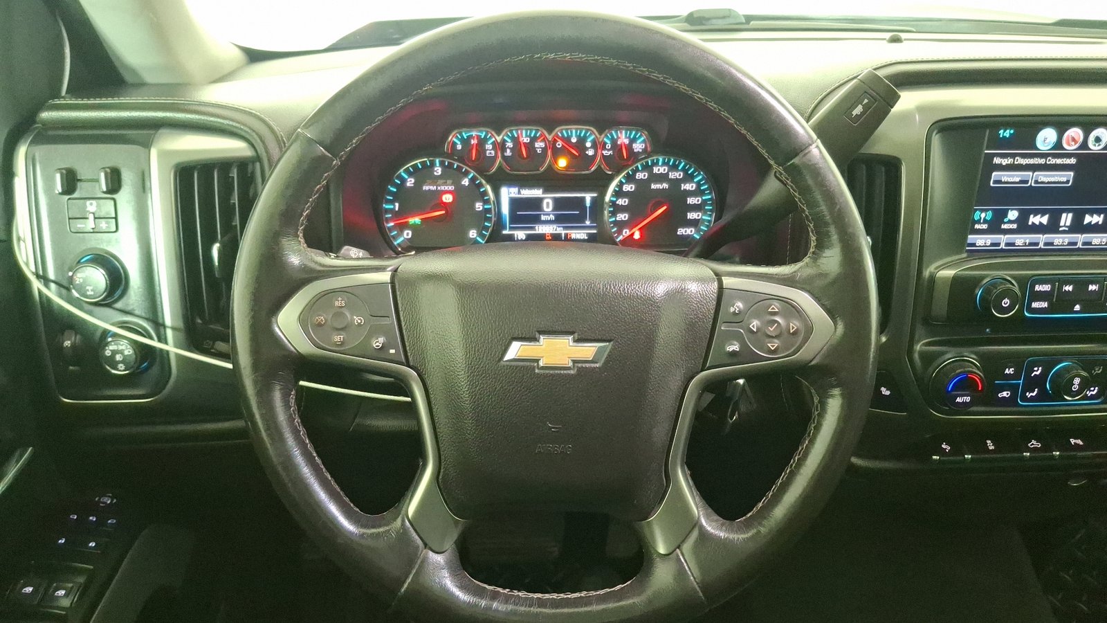 Chevrolet Silverado 2019 - Imagen 8 de 16