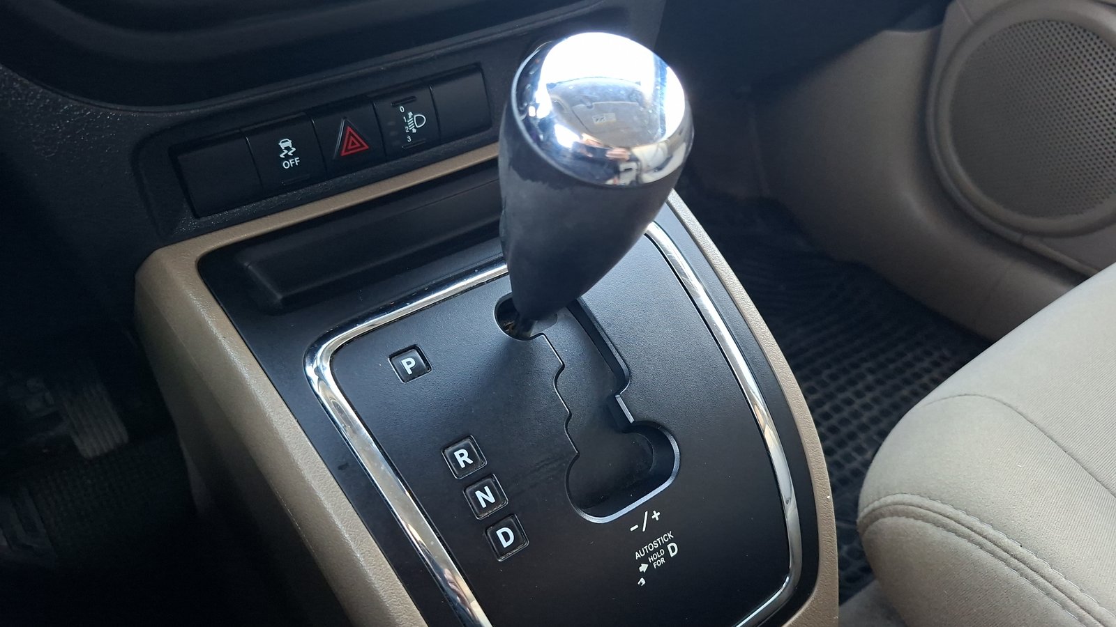 Jeep Compass 2011 - Imagen 11 de 15