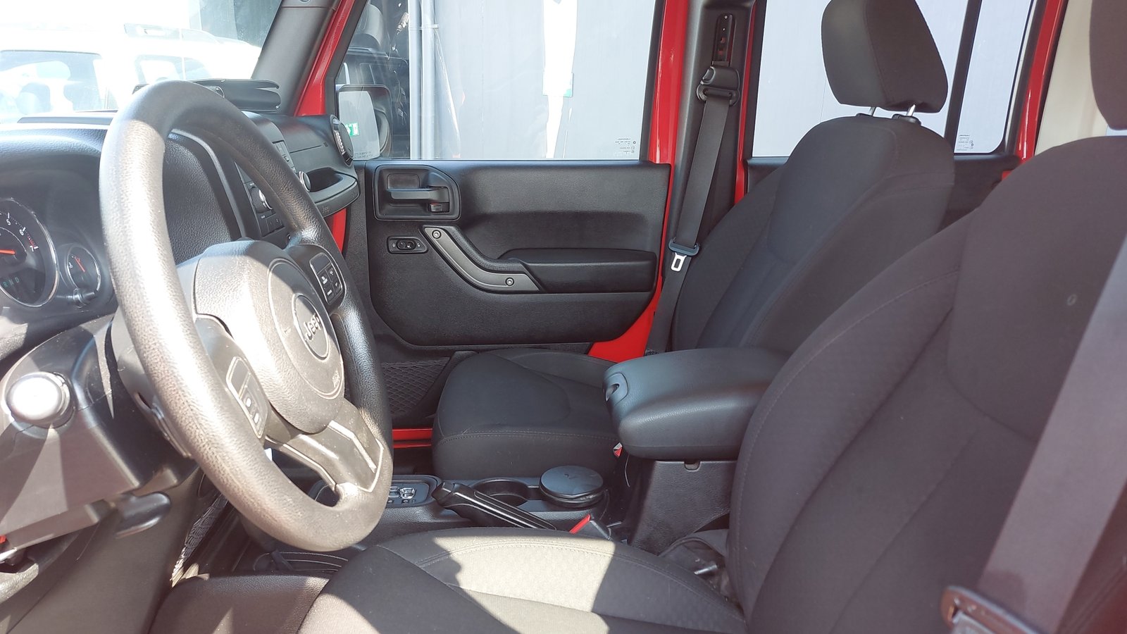 Jeep Wrangler 2015 - Imagen 13 de 14
