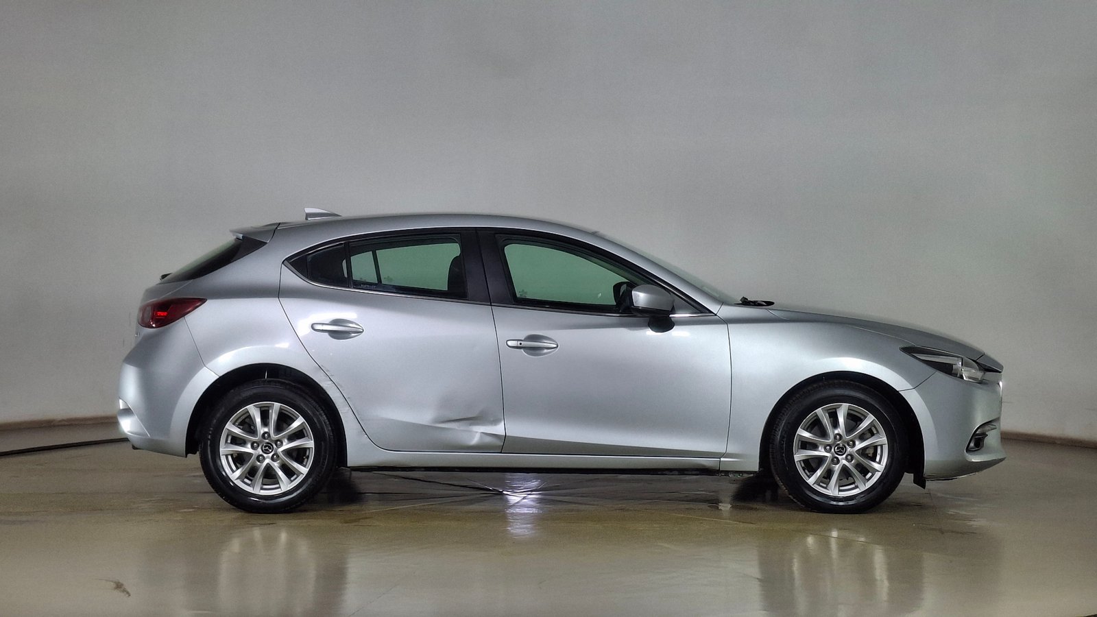 Mazda Mazda 3 2018 - Imagen 4 de 16