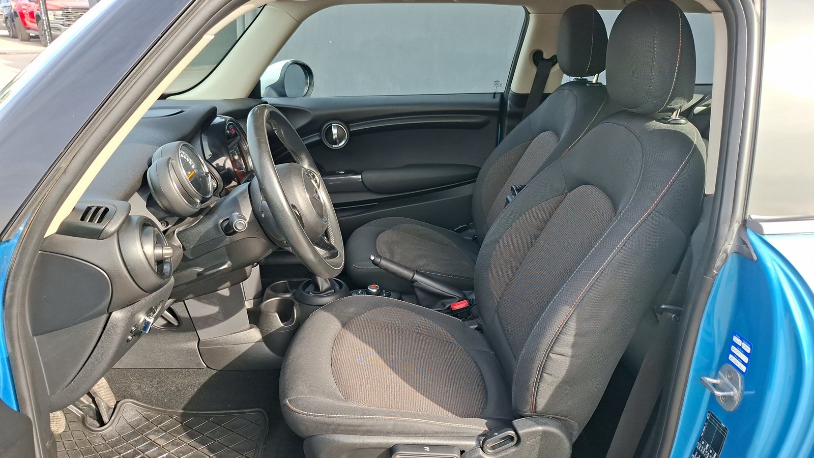 Mini Cooper 2020 - Imagen 12 de 14