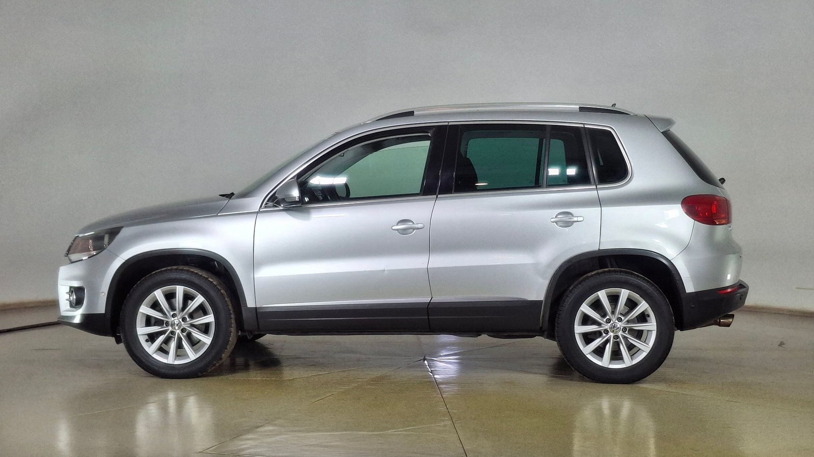 Volkswagen Tiguan 2016 - Imagen 7 de 16
