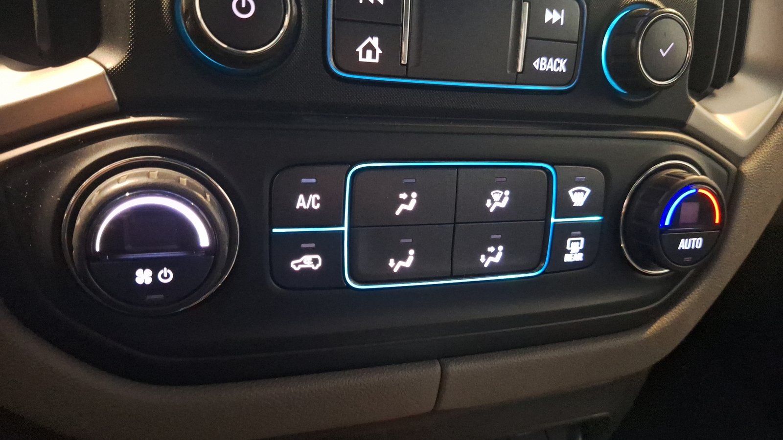 Chevrolet Colorado 2022 - Imagen 16 de 17