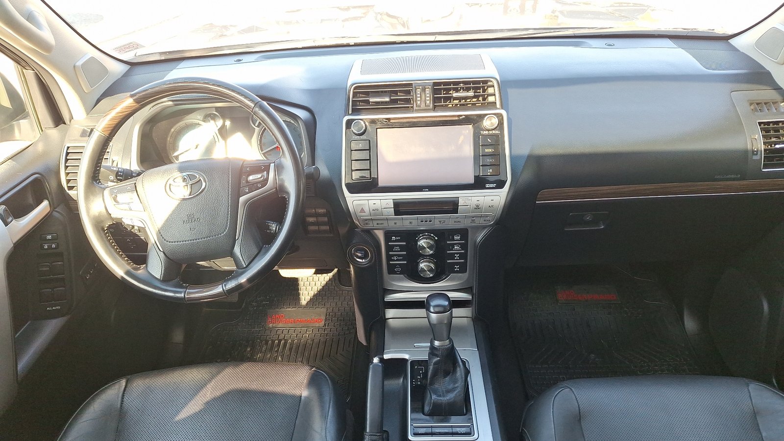 Toyota Land Cruiser Prado 2018 - Imagen 6 de 17