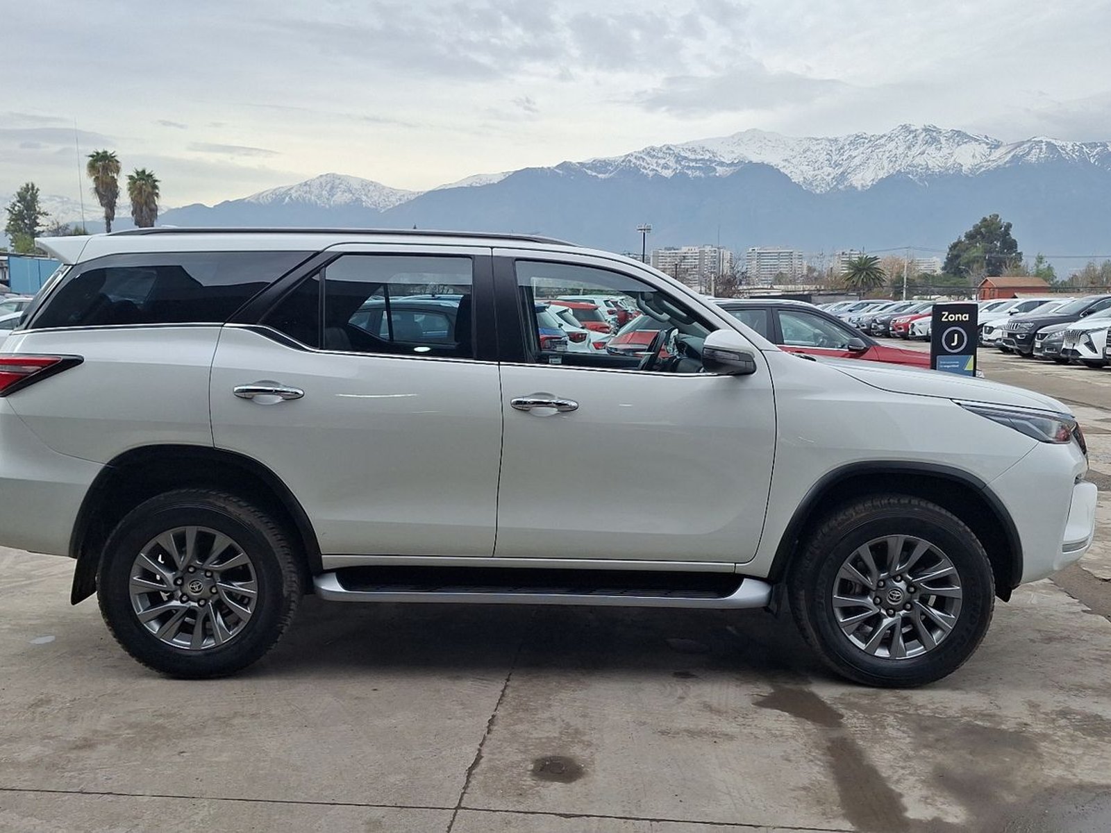 Toyota Fortuner 2023 - Foto 5 de 16
