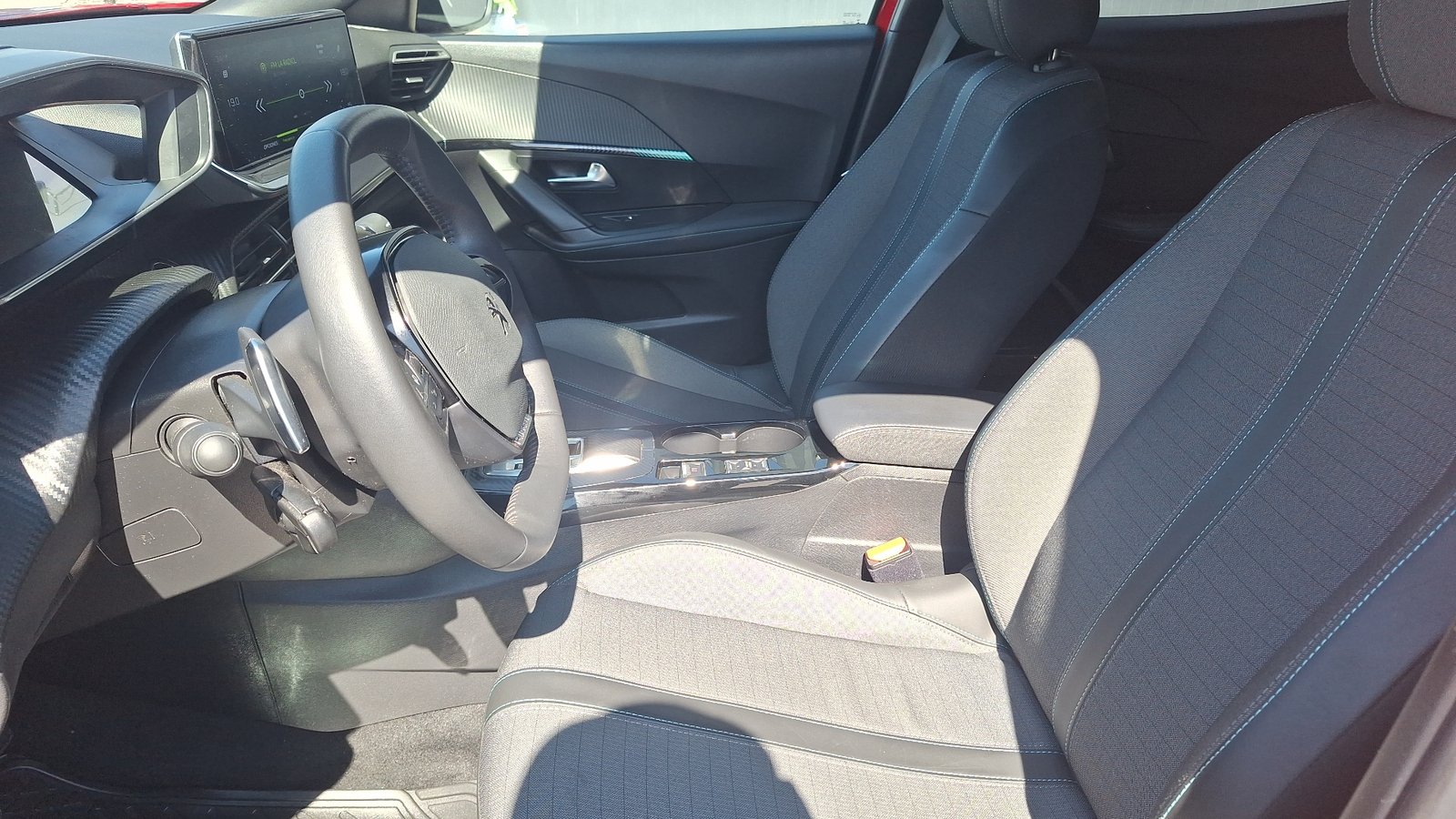 Peugeot 2008 2023 - Imagen 14 de 15