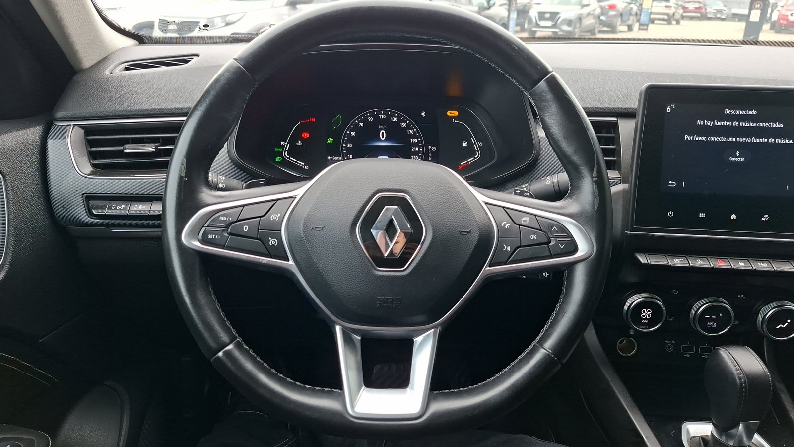 Renault Arkana 2023 - Imagen 8 de 16