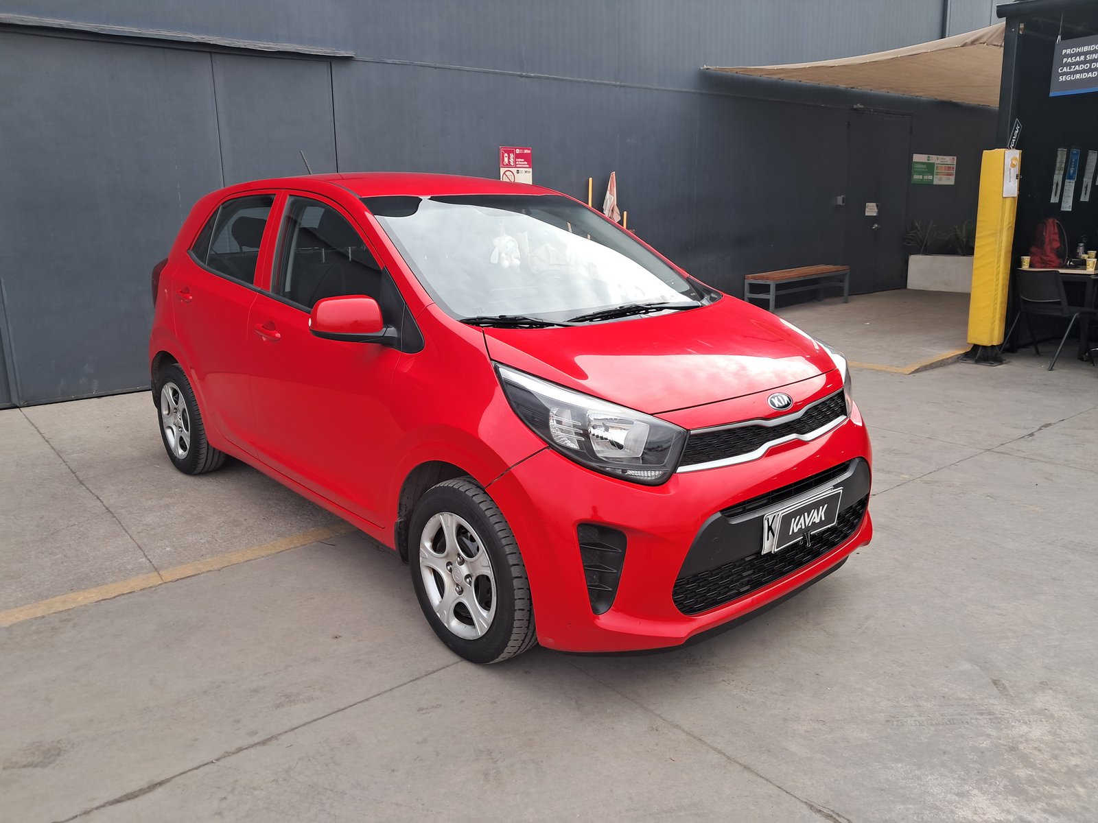 Kia MORNING 2018 - Foto 3 de 4