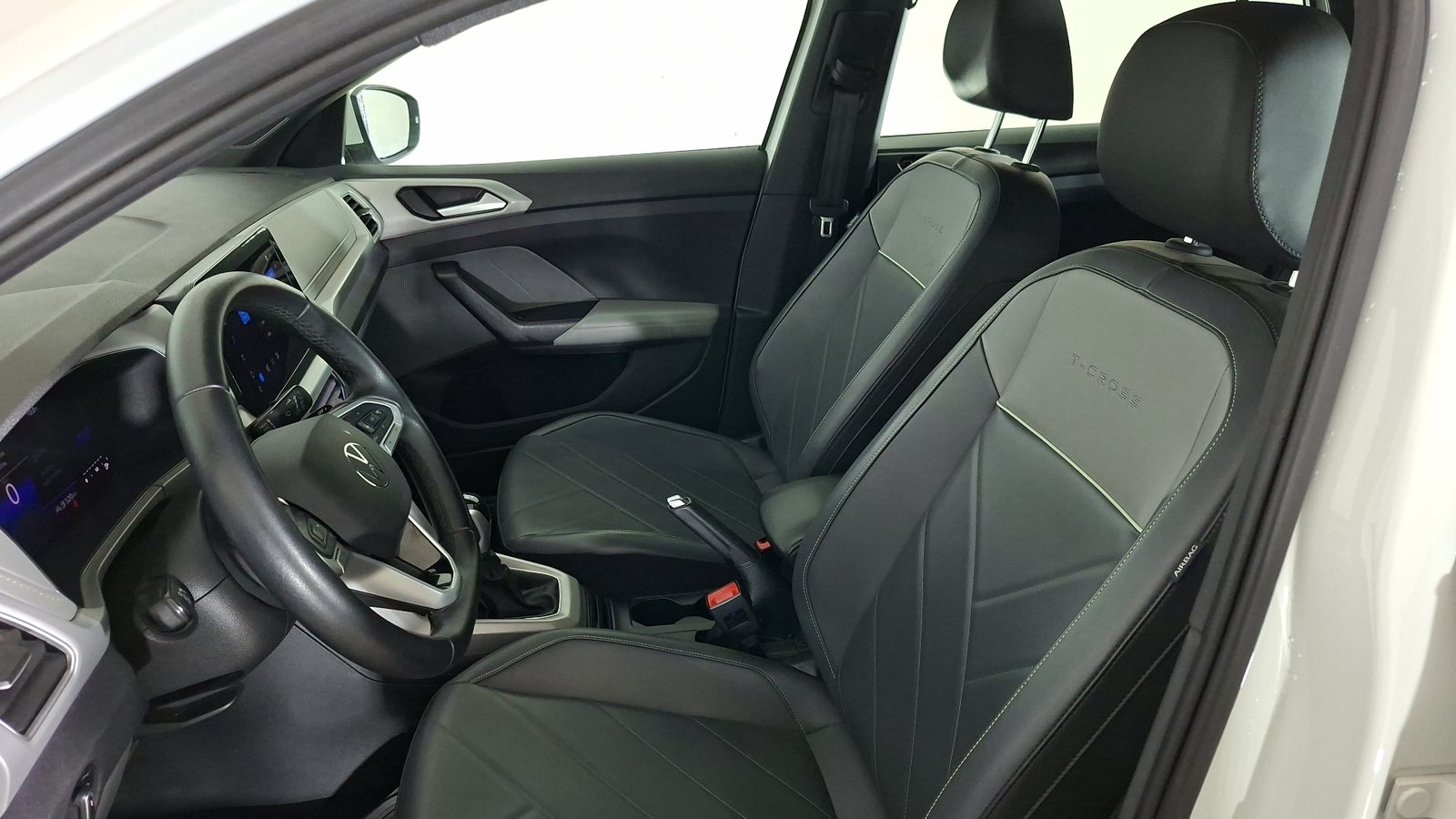 Volkswagen T-Cross 2025 - Imagen 14 de 17