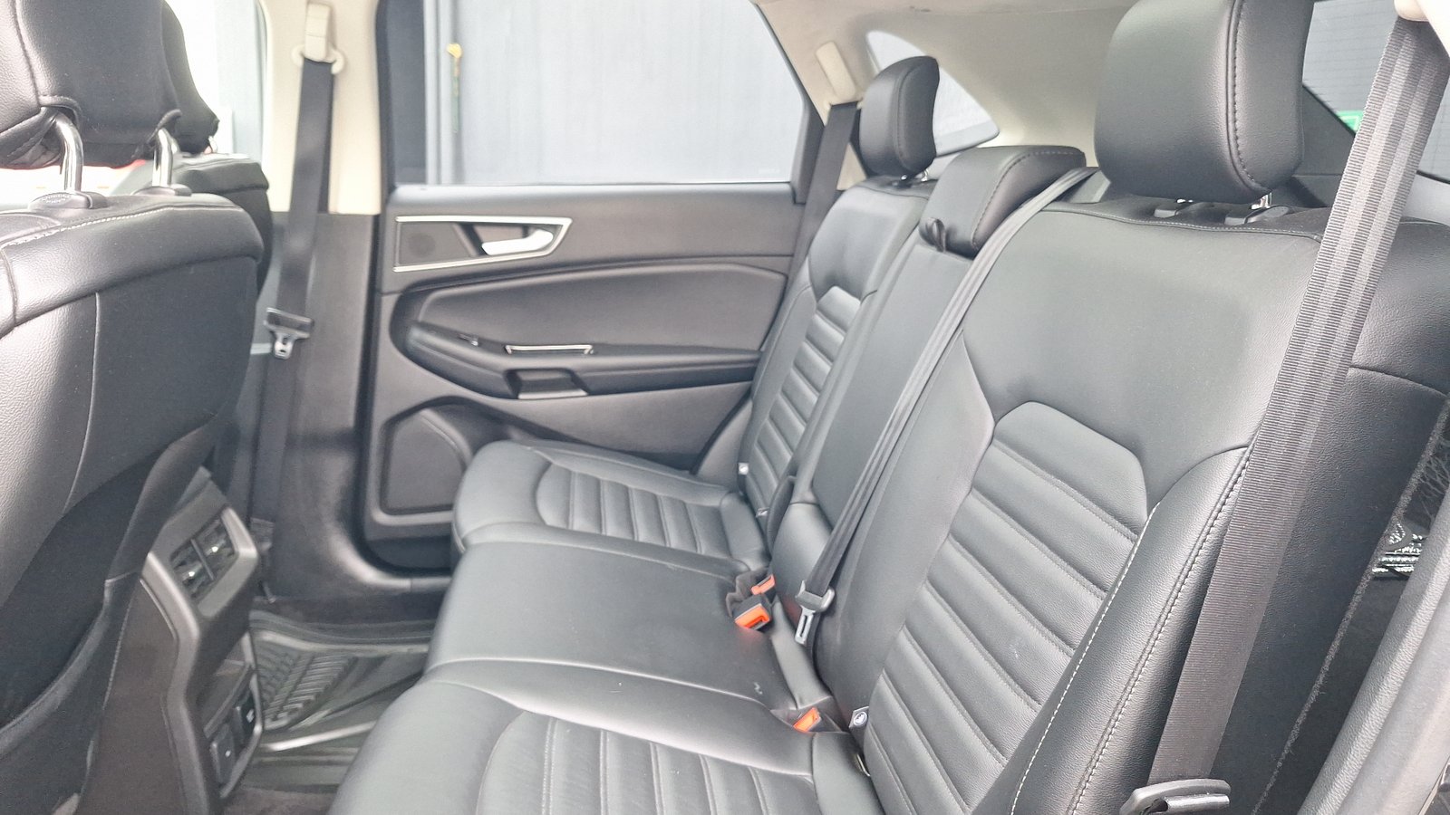 Ford Edge 2018 - Imagen 14 de 16