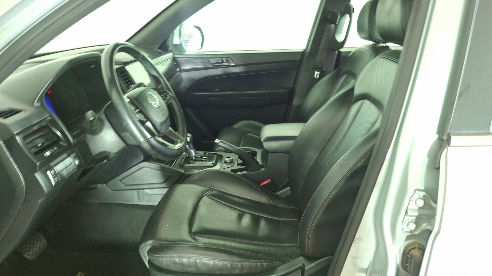 Ssangyong Musso 2021 - Imagen 13 de 16