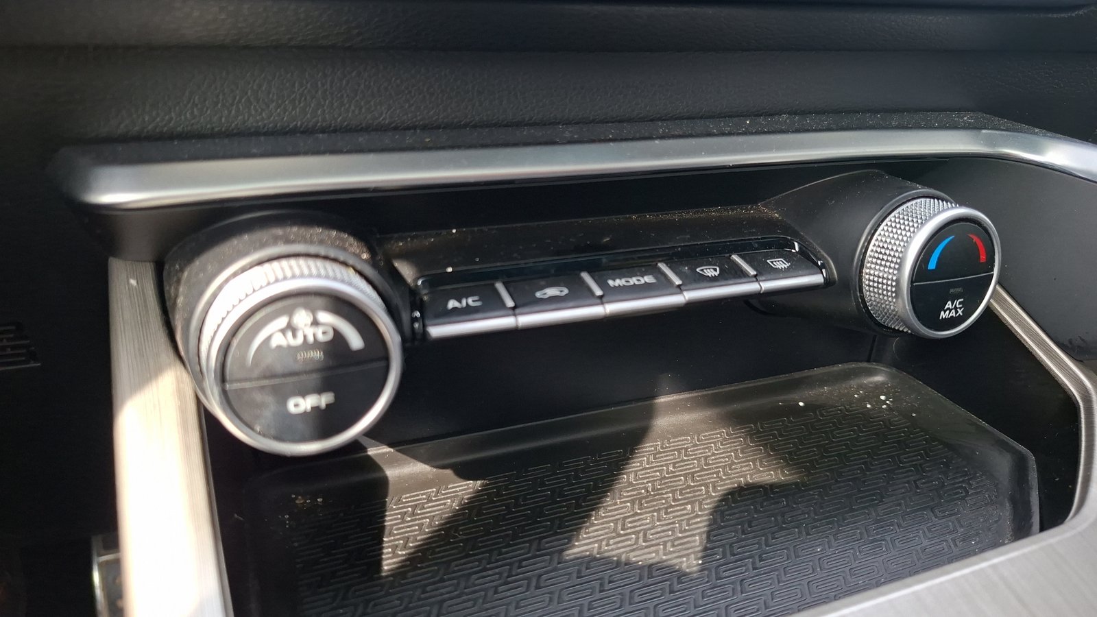 Geely Coolray 2023 - Imagen 16 de 16