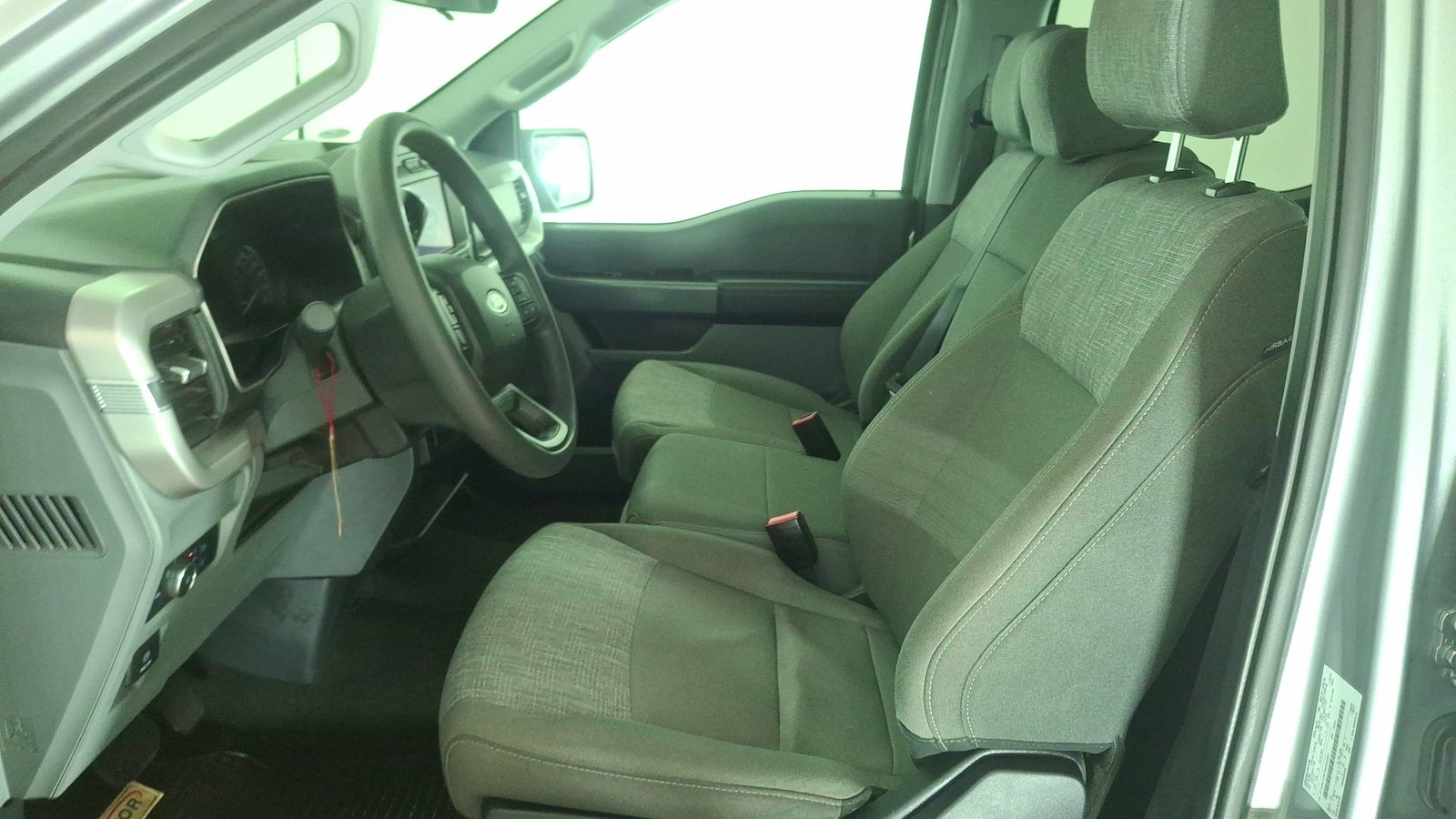 Ford F-150 2023 - Imagen 13 de 16