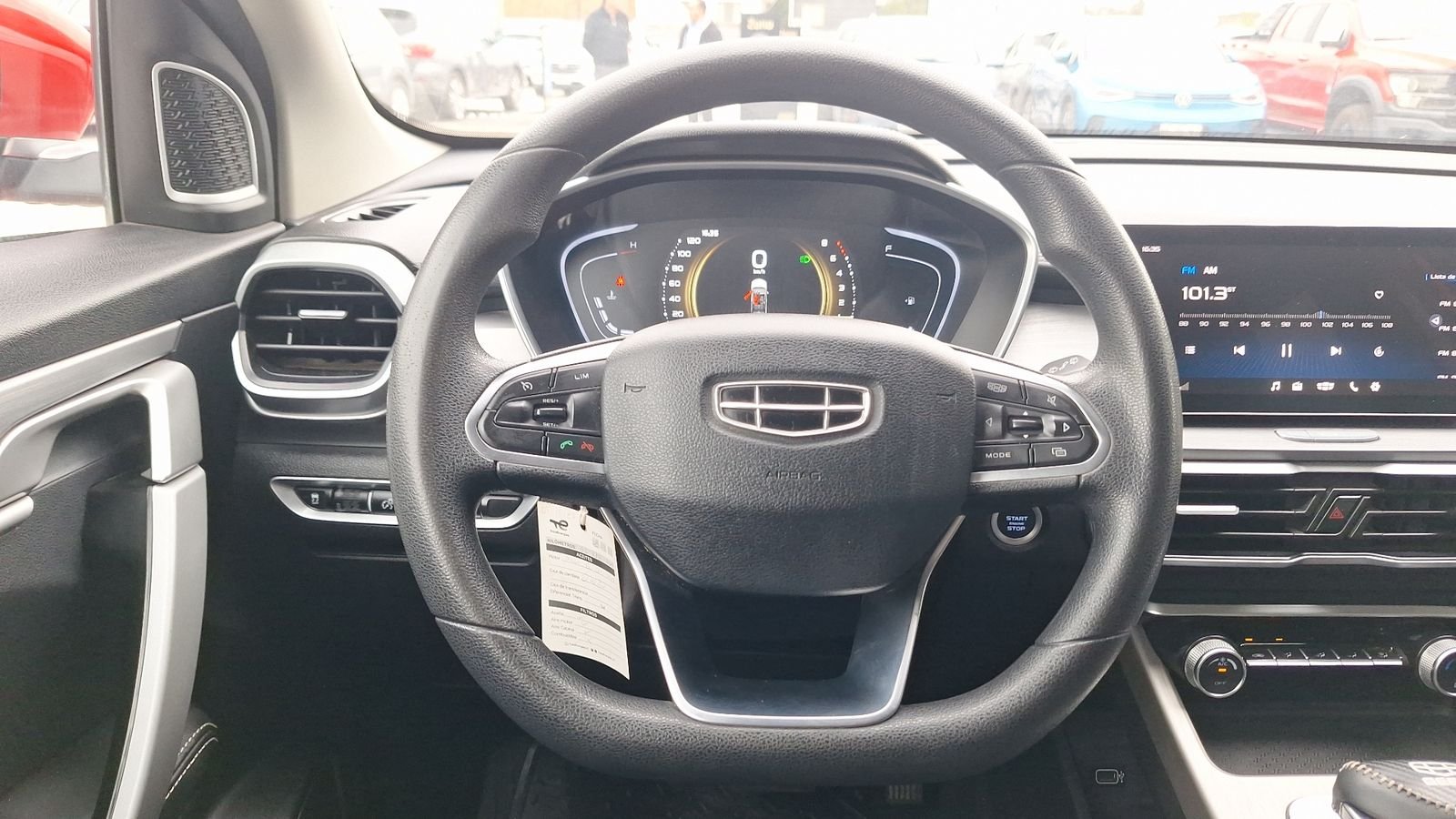 Geely Coolray 2023 - Imagen 8 de 15