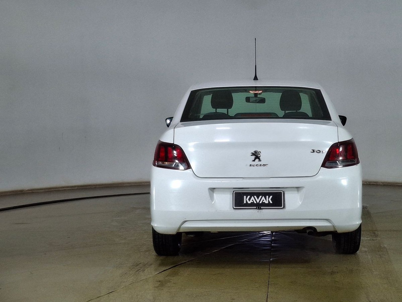 Peugeot 301 2018 - Foto 5 de 15