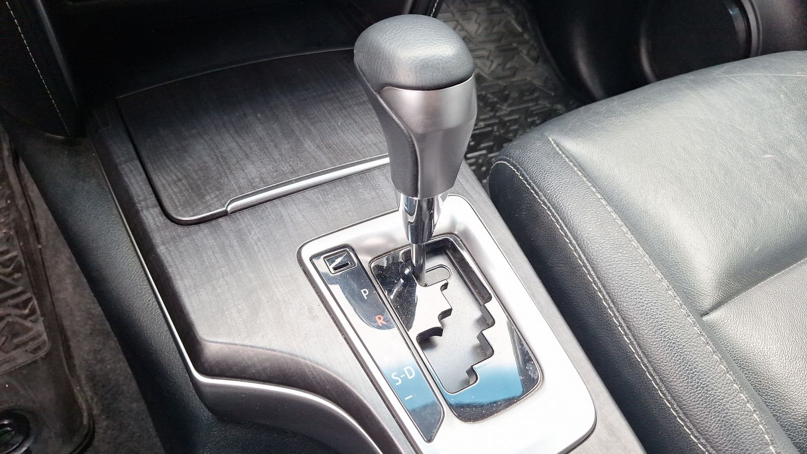 Toyota Fortuner 2023 - Imagen 11 de 16