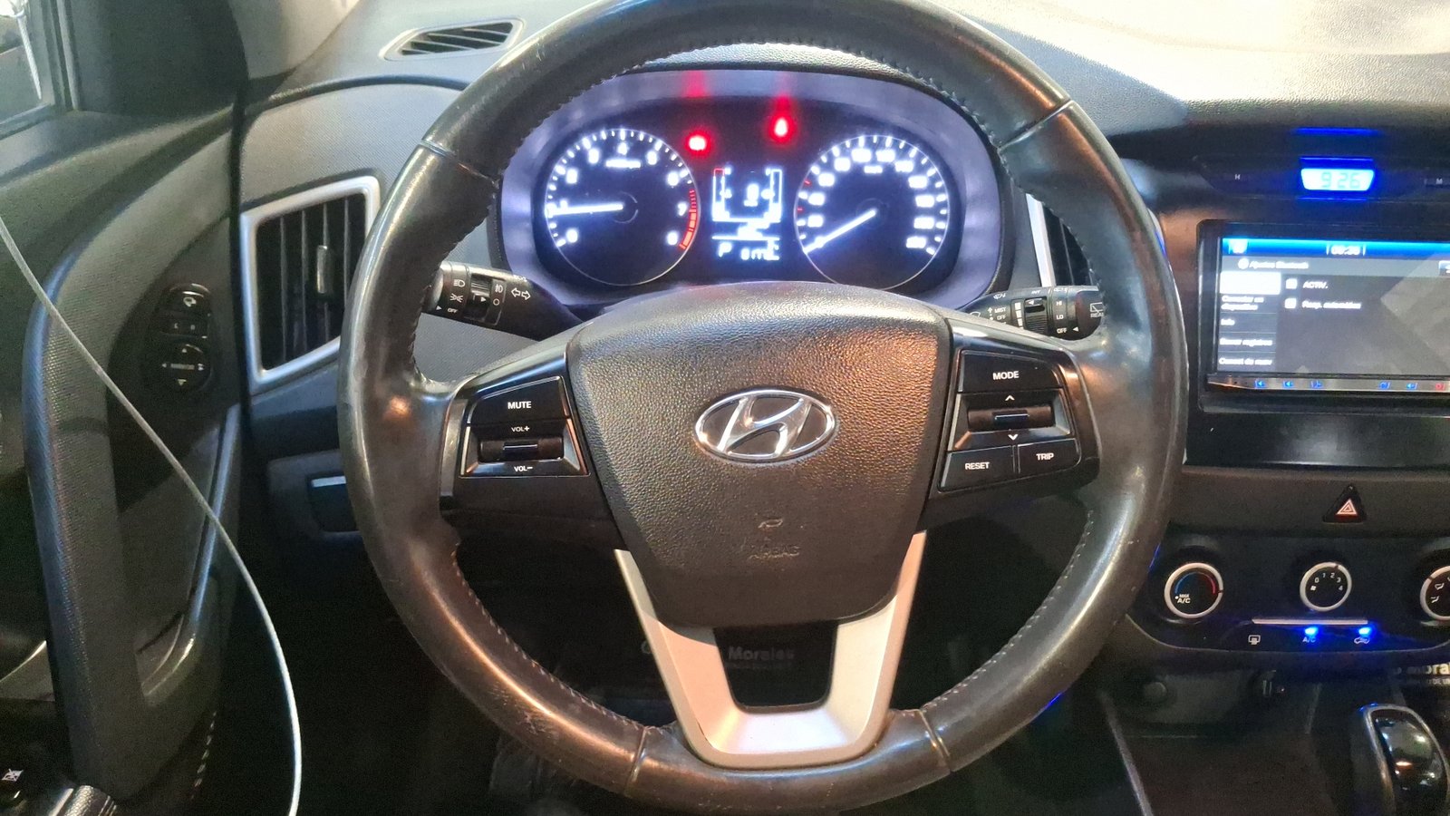 Hyundai Creta 2017 - Imagen 8 de 16