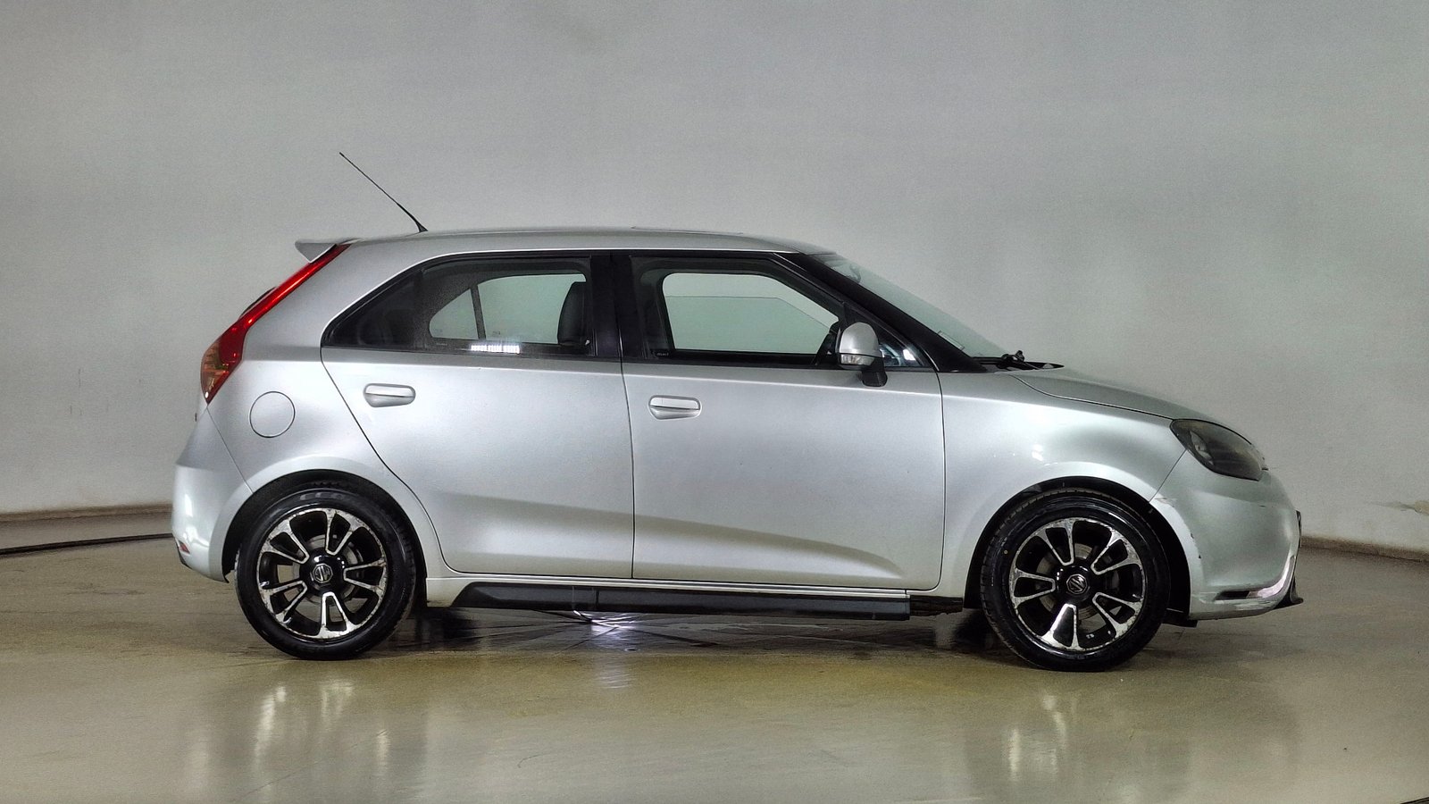 Mg 3 2017 - Imagen 4 de 15