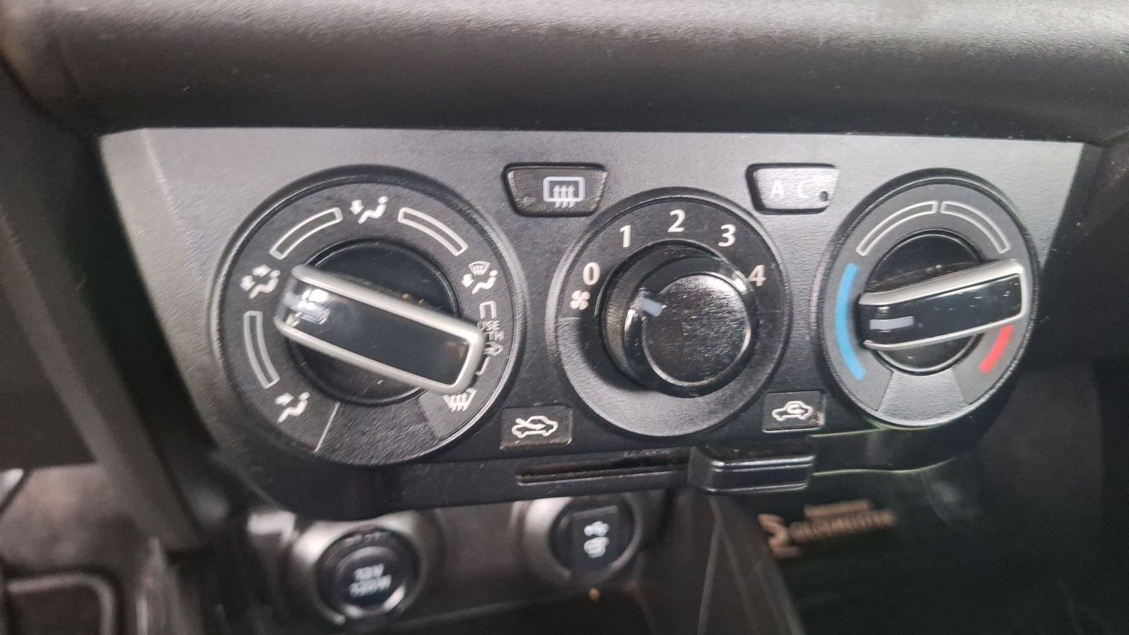 Suzuki Swift 2023 - Imagen 14 de 14