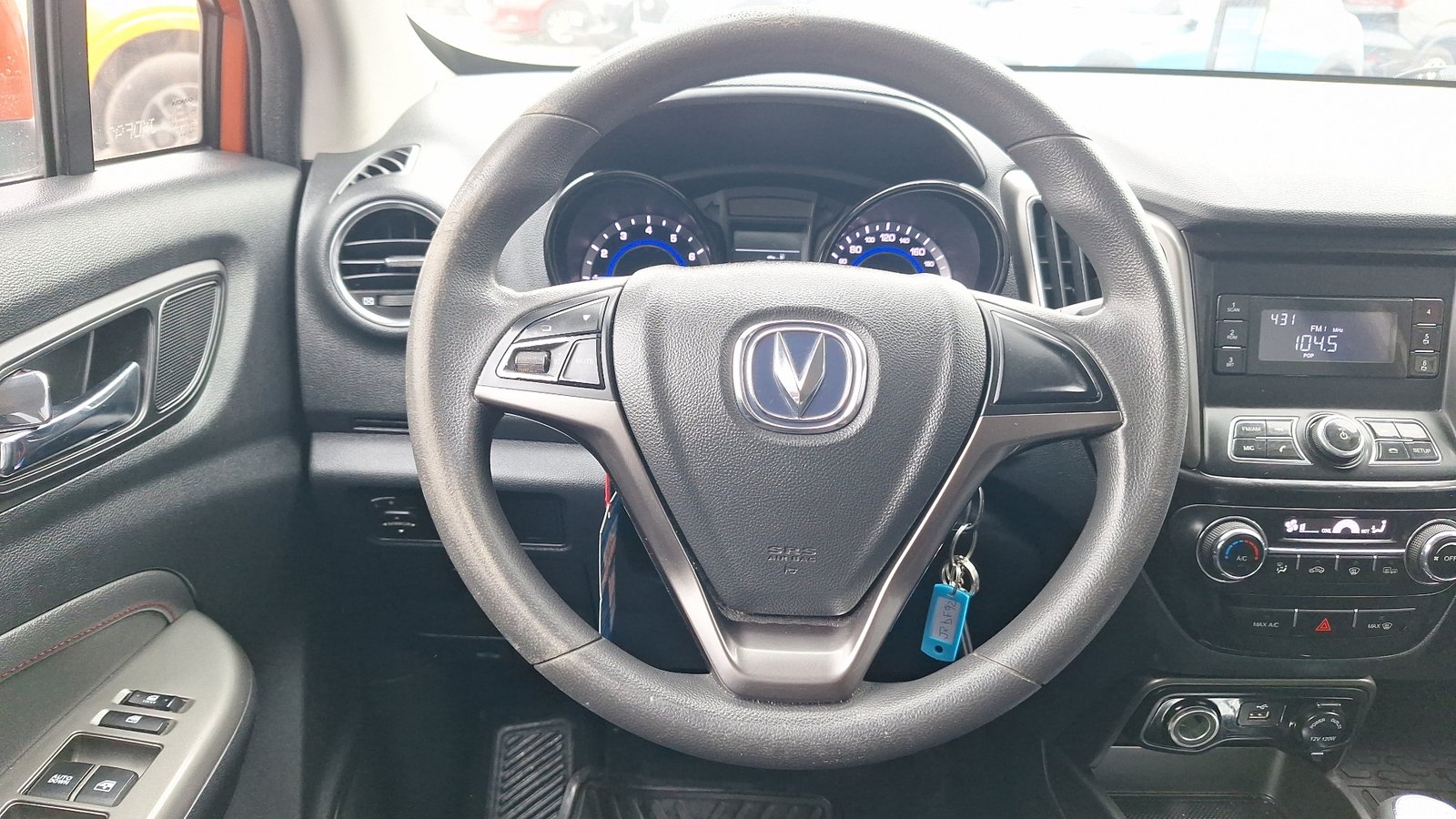 Changan CS15 2018 - Imagen 8 de 14