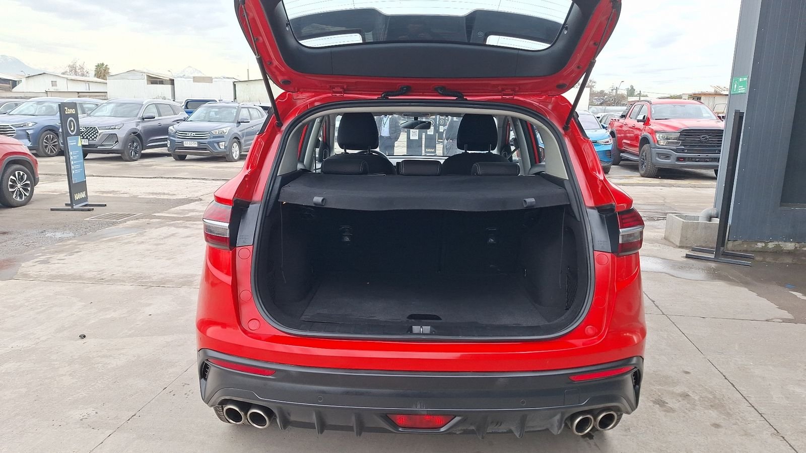 Geely Coolray 2023 - Imagen 4 de 15