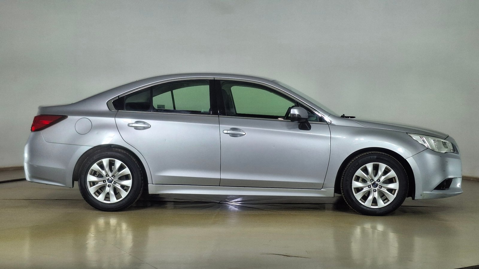 Subaru Legacy 2016 - Foto 4 de 16