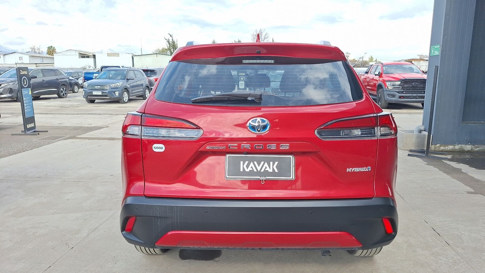 Toyota Corolla Cross 2023 - Imagen 3 de 15