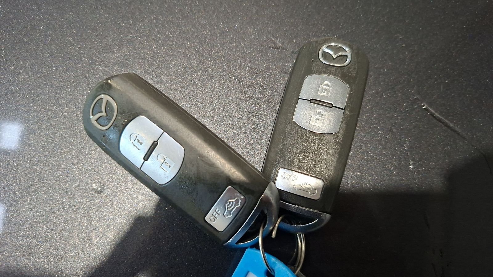 Mazda Mazda 3 2016 - Imagen 18 de 18