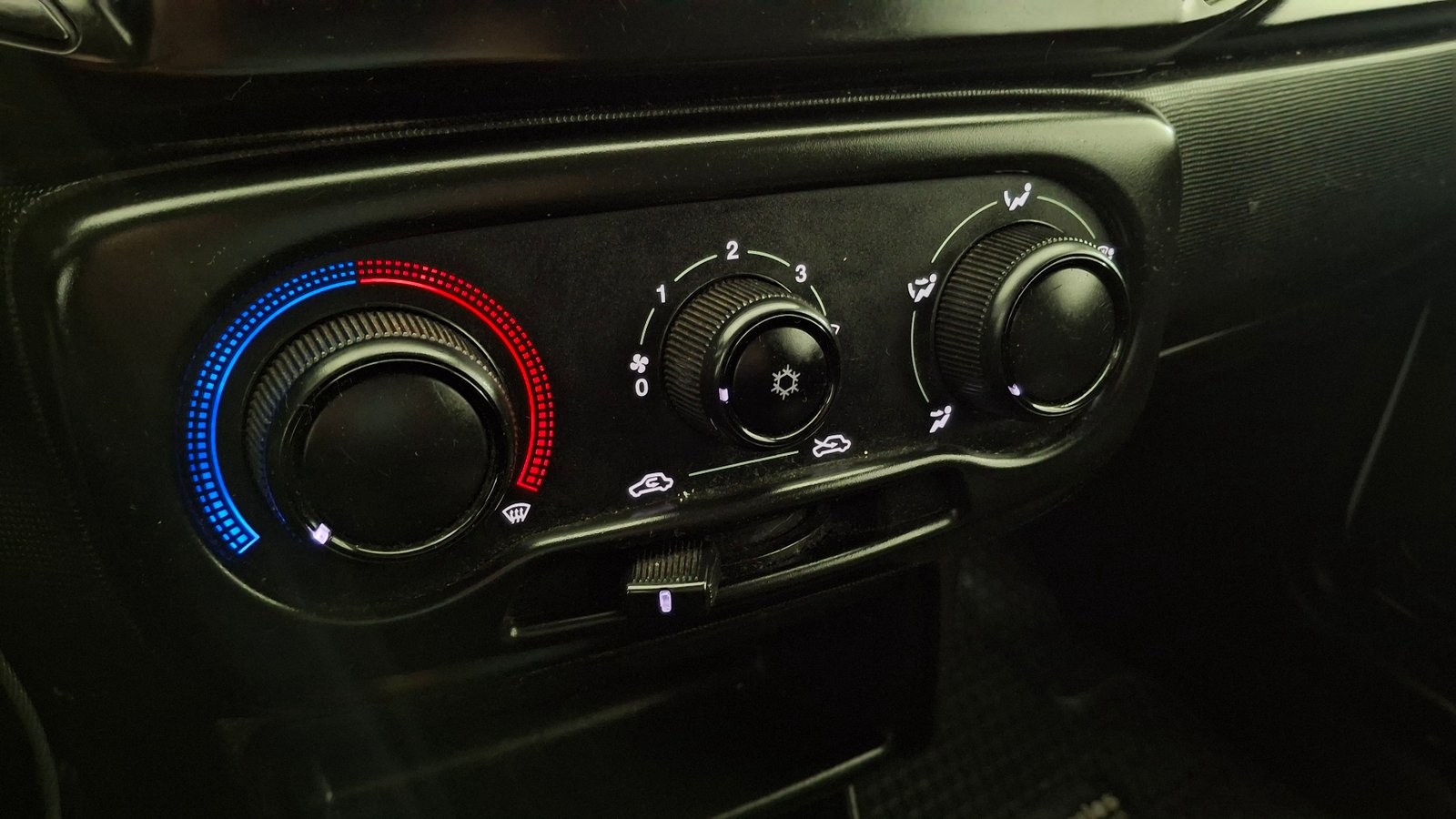 Ram VAN 700 2023 - Imagen 14 de 15