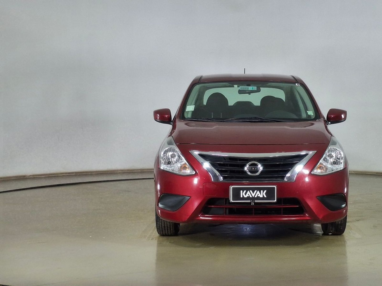 Nissan Versa 2016 - Foto 2 de 15