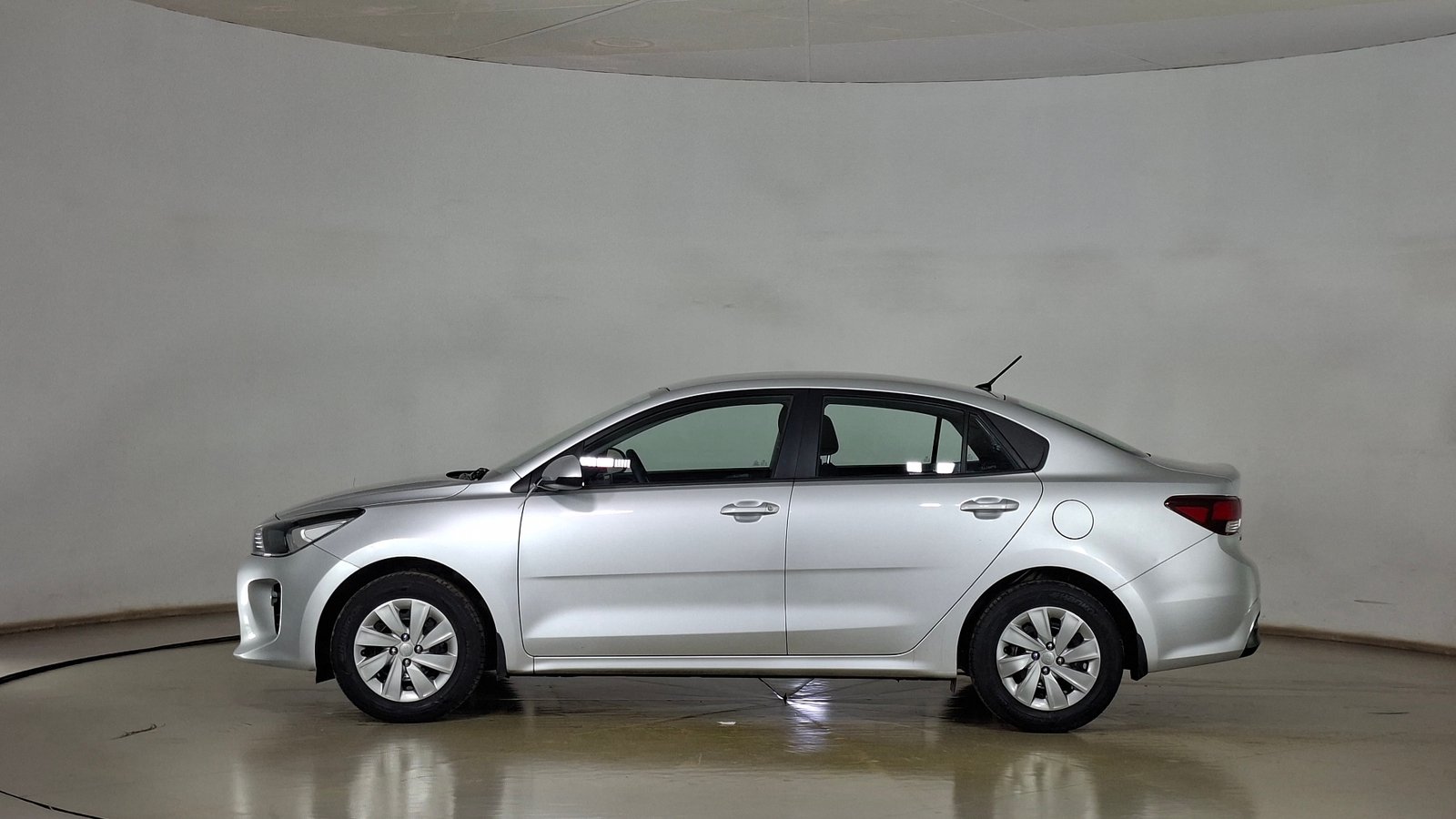 Kia RIO 4 2019 - Imagen 7 de 17