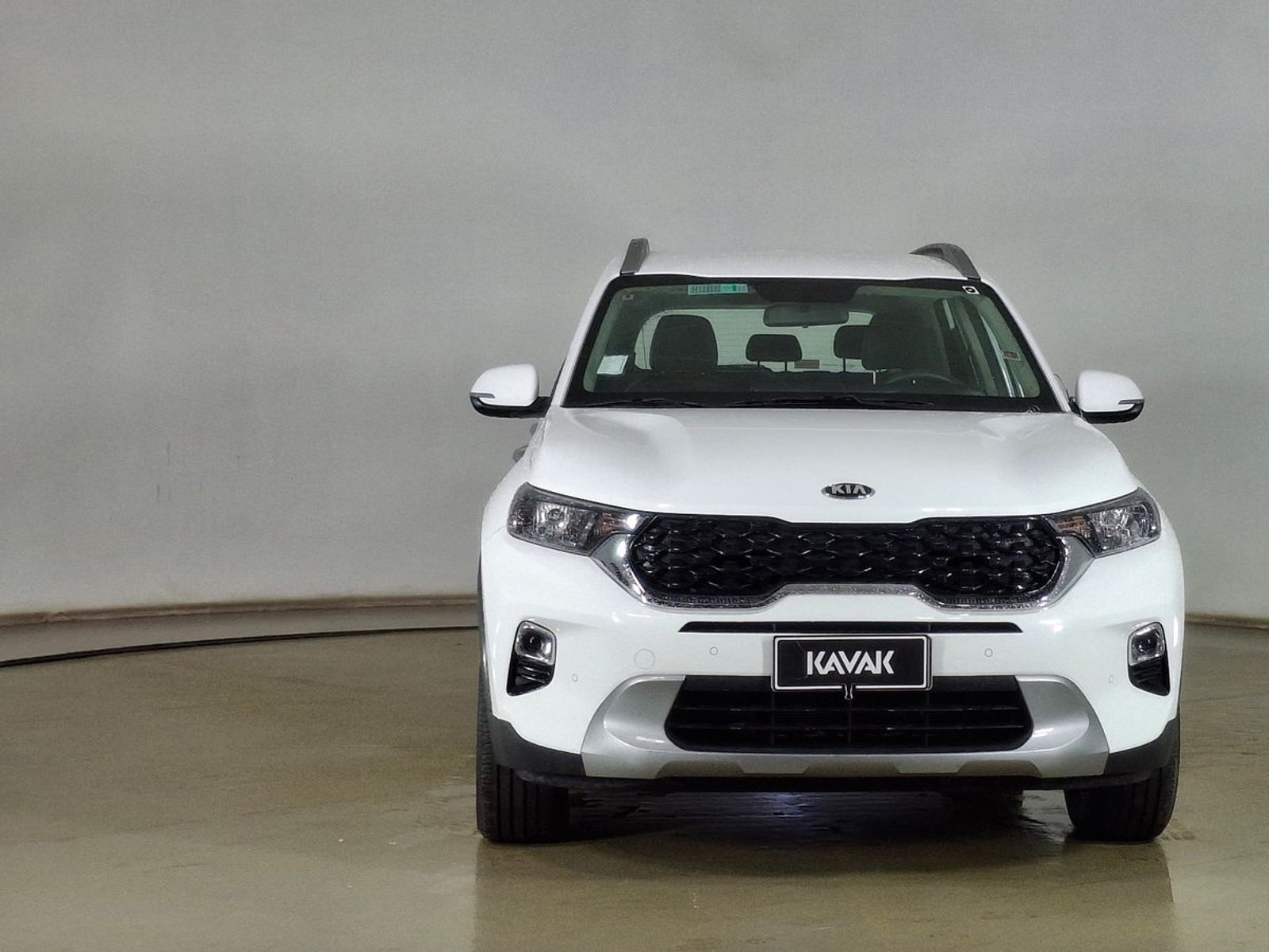 Kia Sonet 2021 - Foto 2 de 16