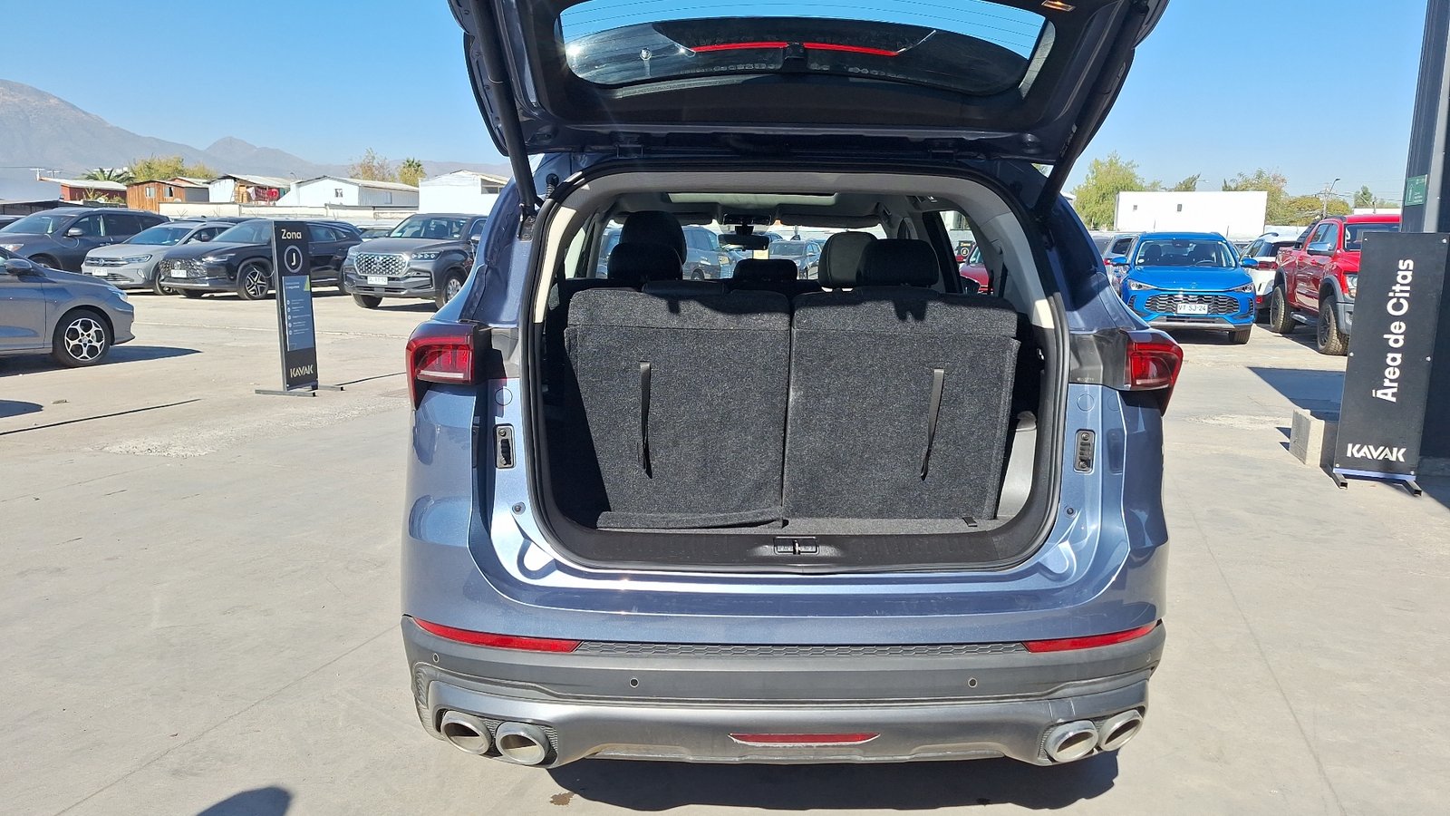 Jetour X70 PLUS 2023 - Imagen 4 de 17