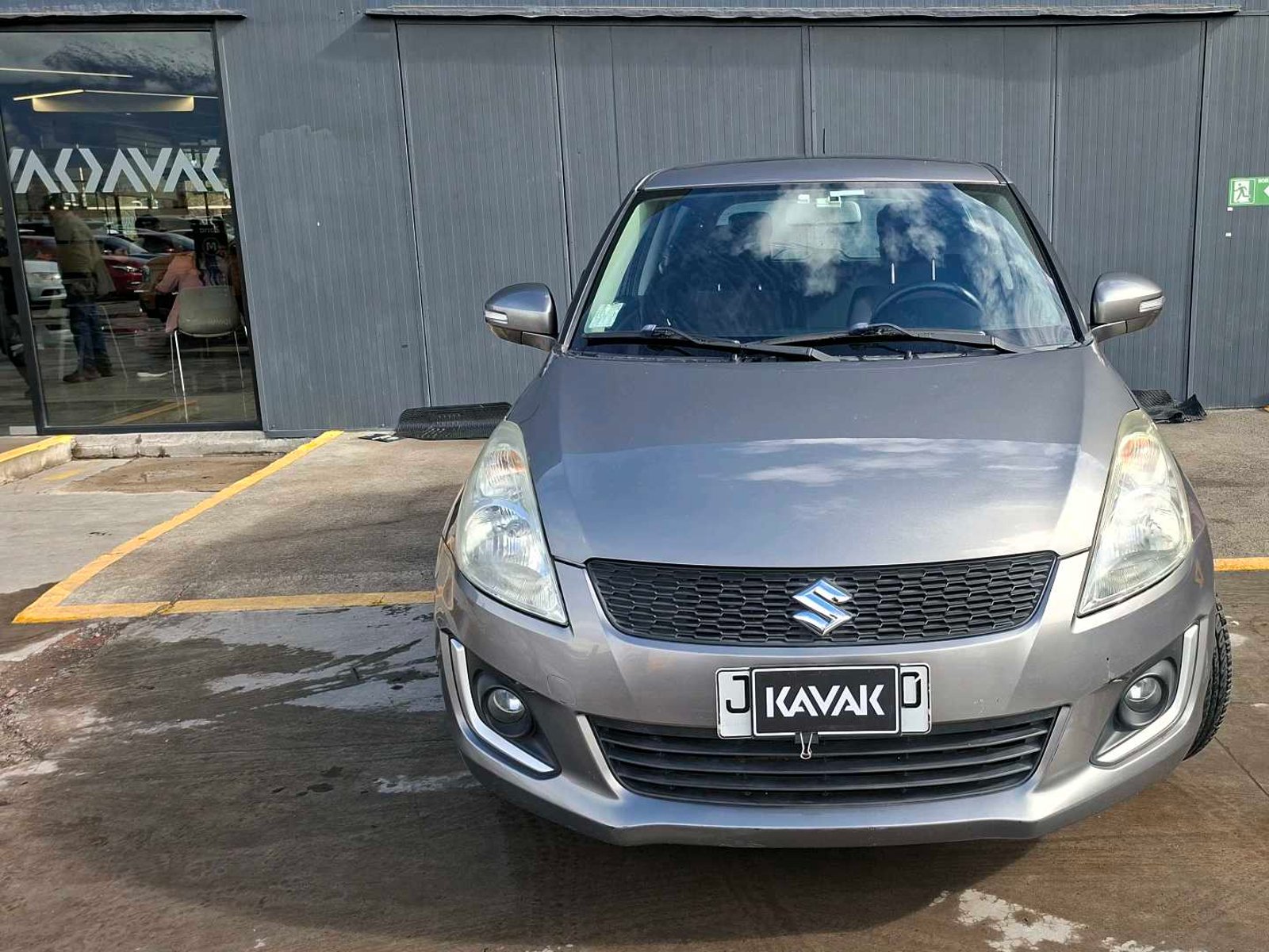 Suzuki Swift 2017 - Foto 2 de 4