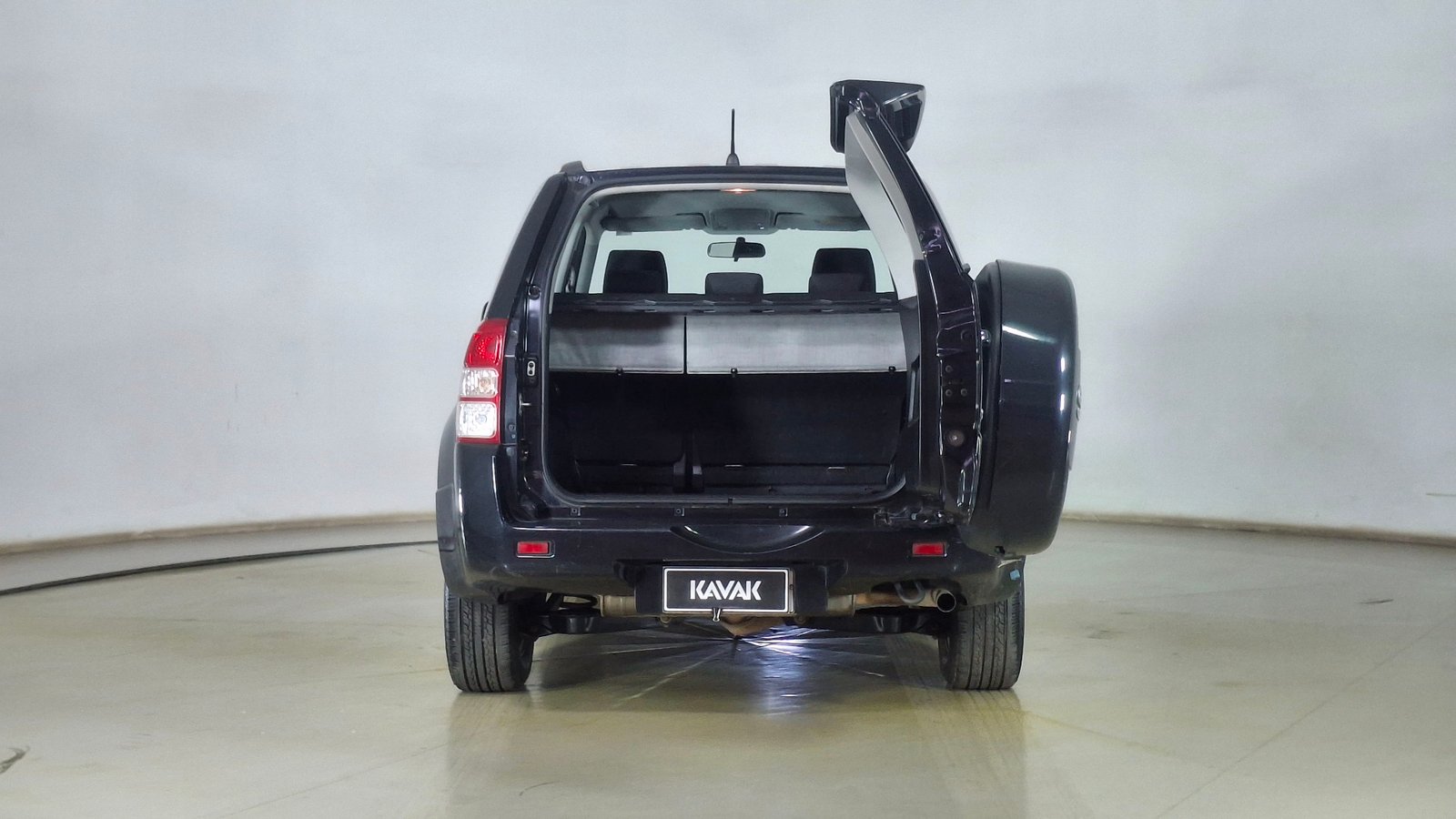 Suzuki GrandNomade 2016 - Imagen 6 de 16