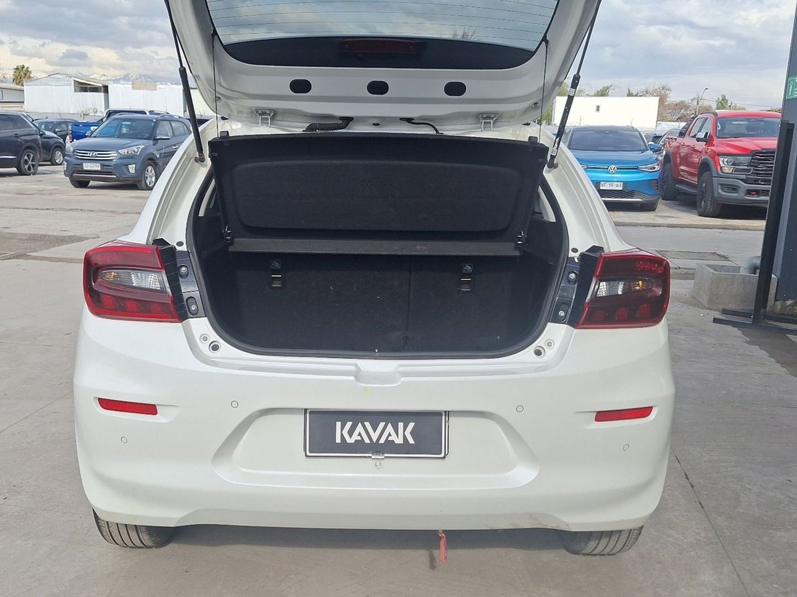 Suzuki Baleno 2023 - Foto 4 de 15