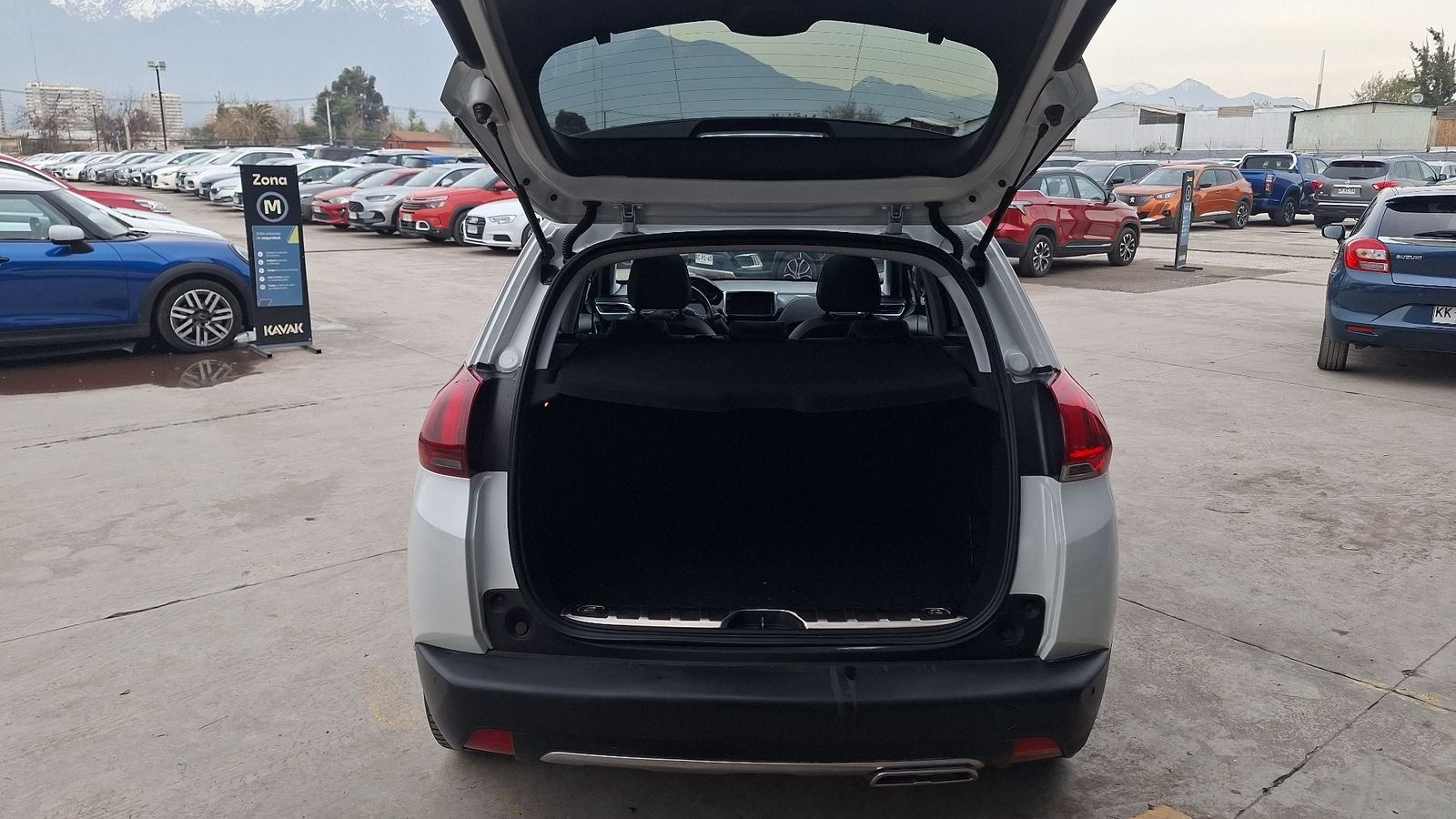 Peugeot 2008 2019 - Imagen 4 de 16