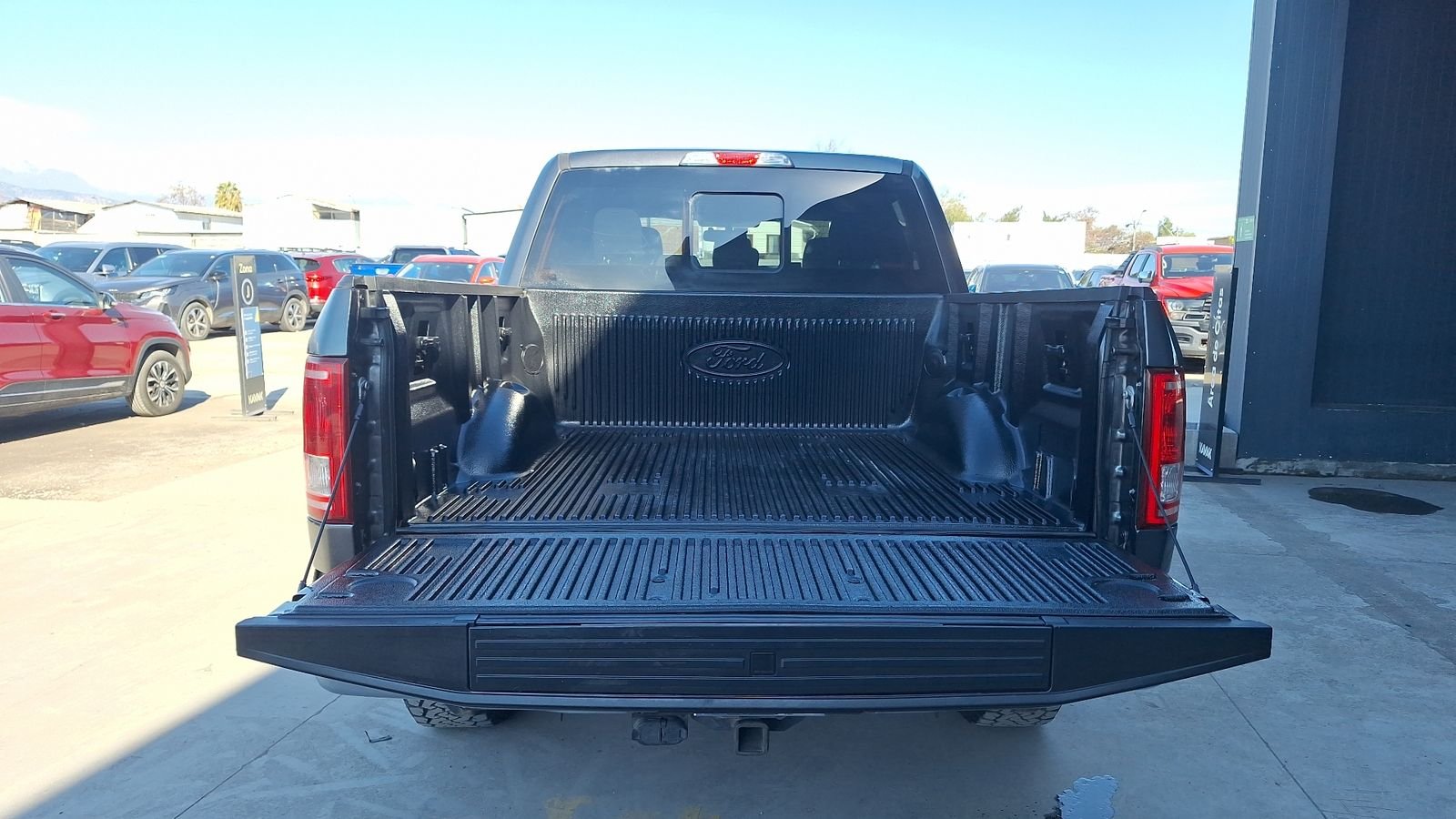 Ford F-150 2017 - Imagen 4 de 15