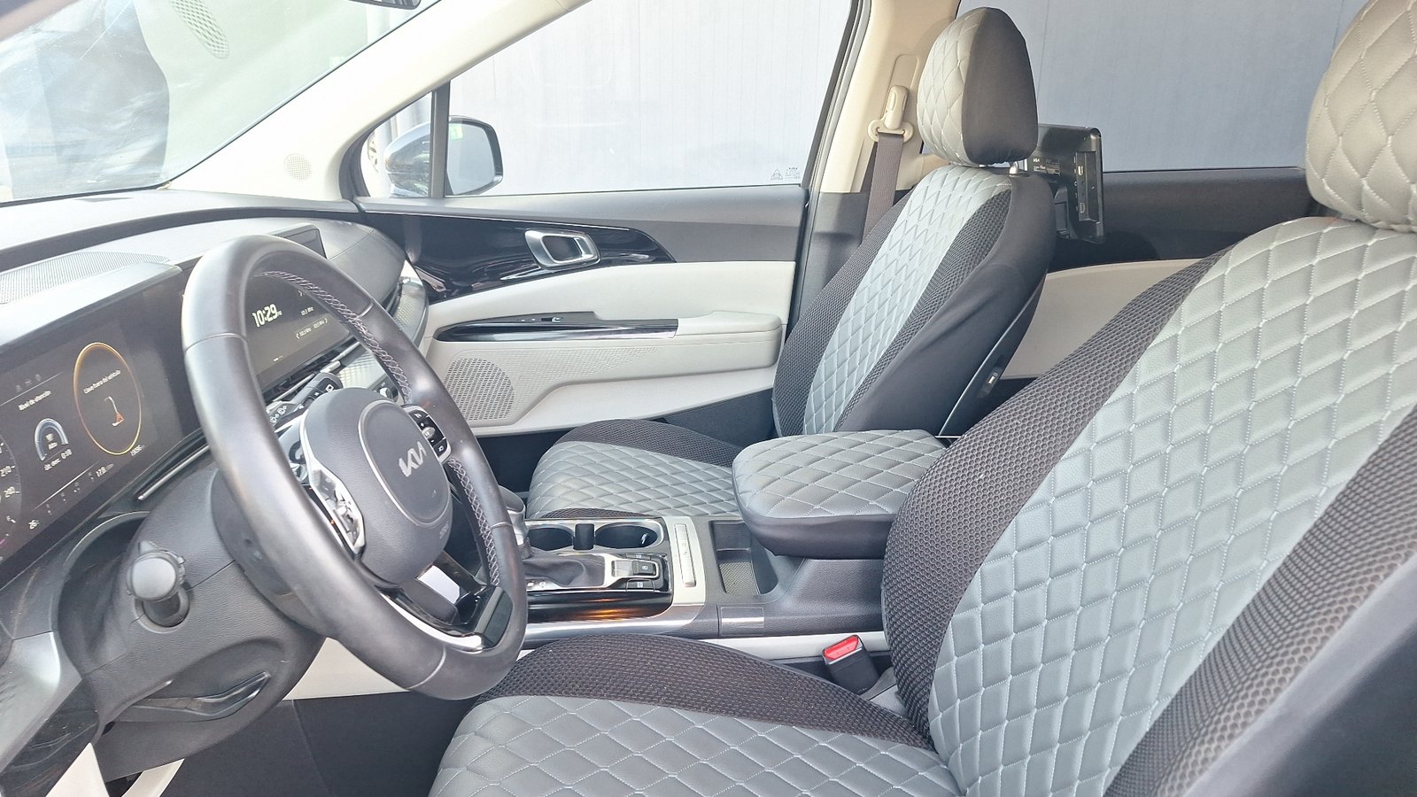 Kia Carnival 2023 - Imagen 15 de 16