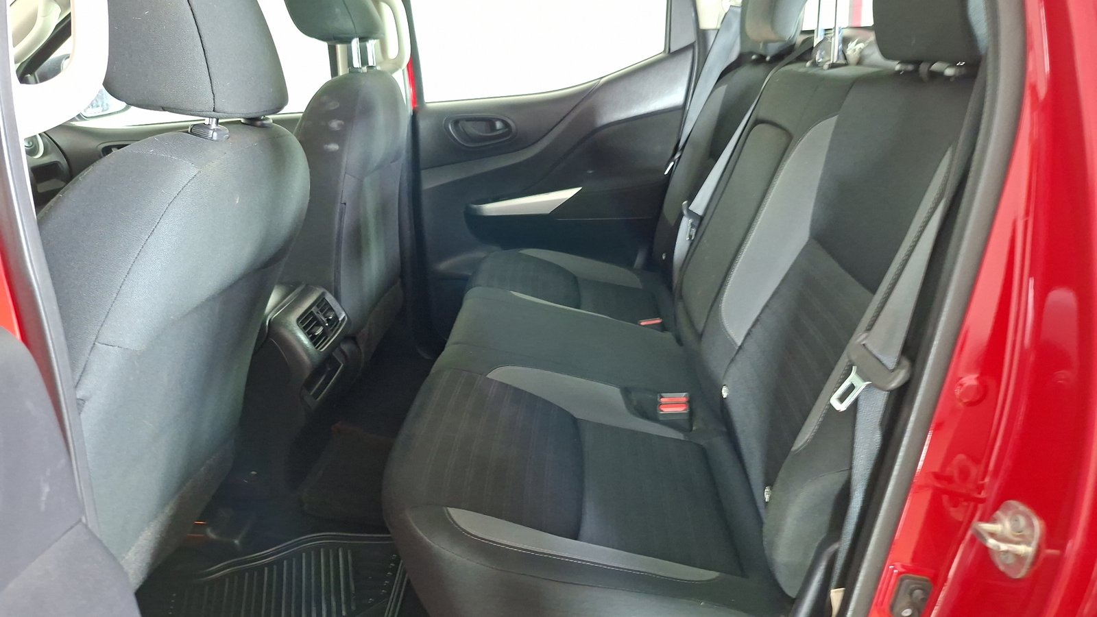 Nissan Navara 2022 - Imagen 13 de 16