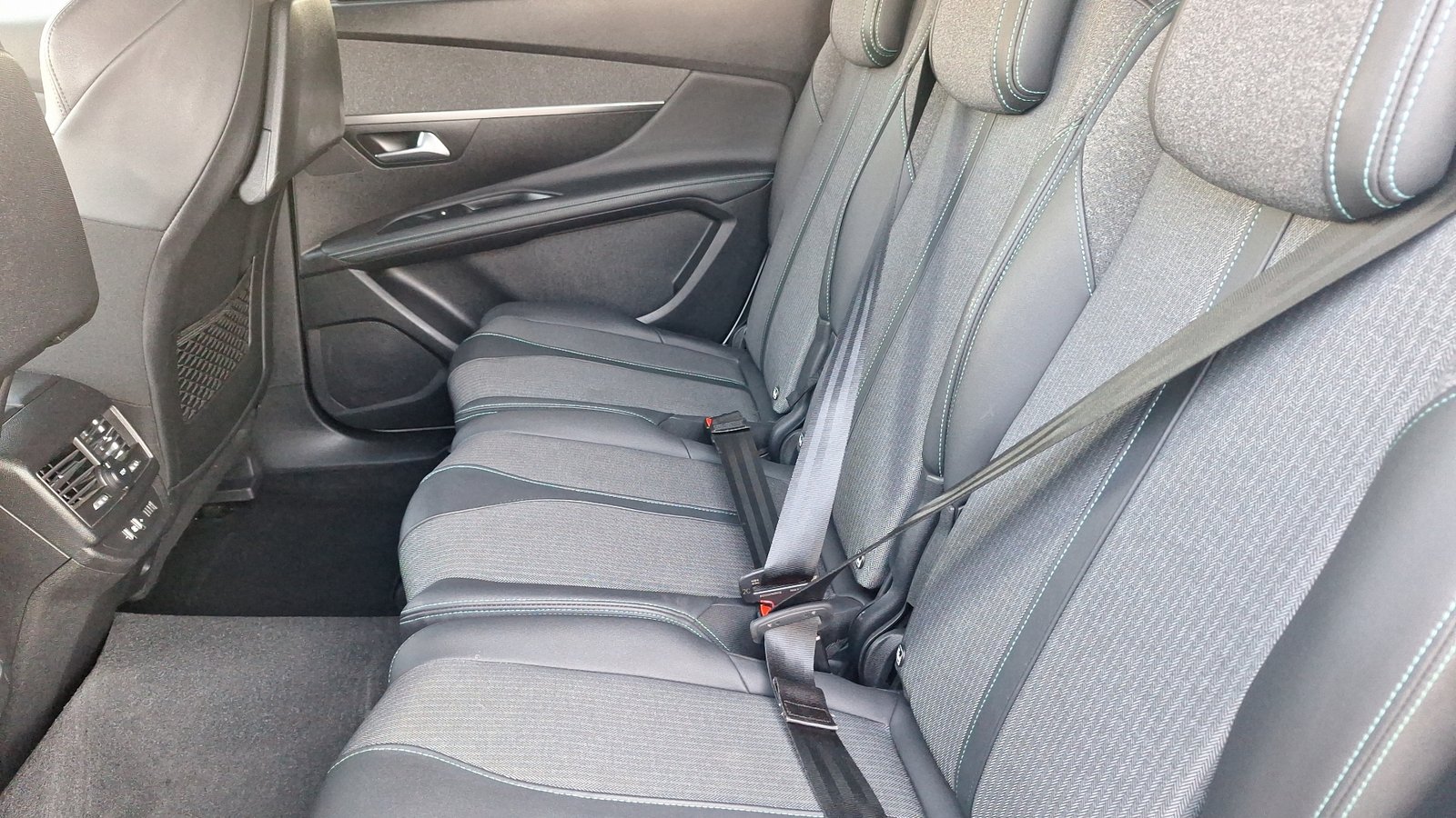 Peugeot 5008 2024 - Imagen 14 de 16