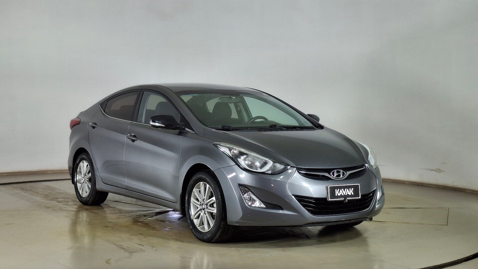 Hyundai Elantra 2016 - Imagen 3 de 16