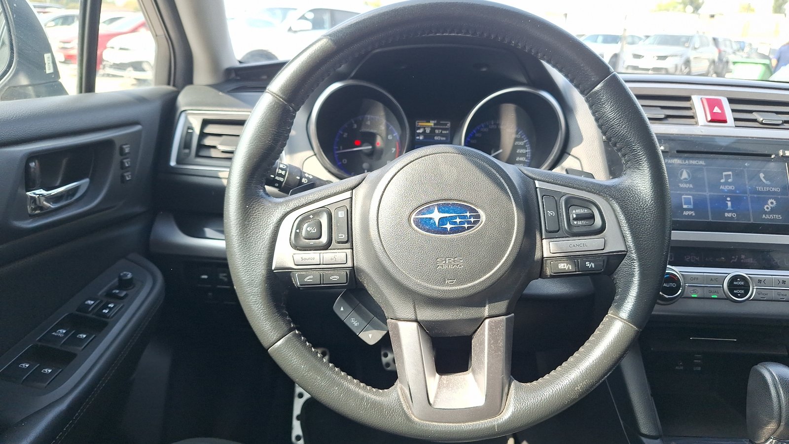 Subaru Legacy 2018 - Imagen 8 de 16