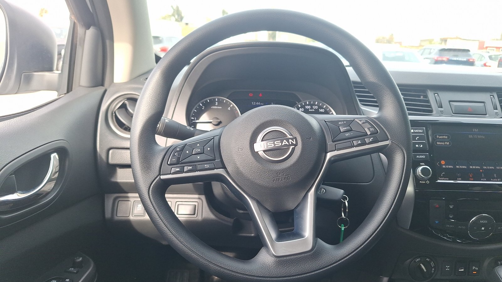 Nissan Navara 2025 - Imagen 8 de 15