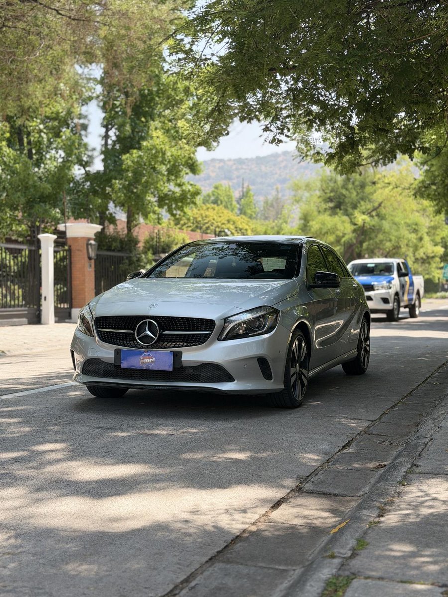 MERCEDES-BENZ A200 D 2017 - Imagen 3 de 10